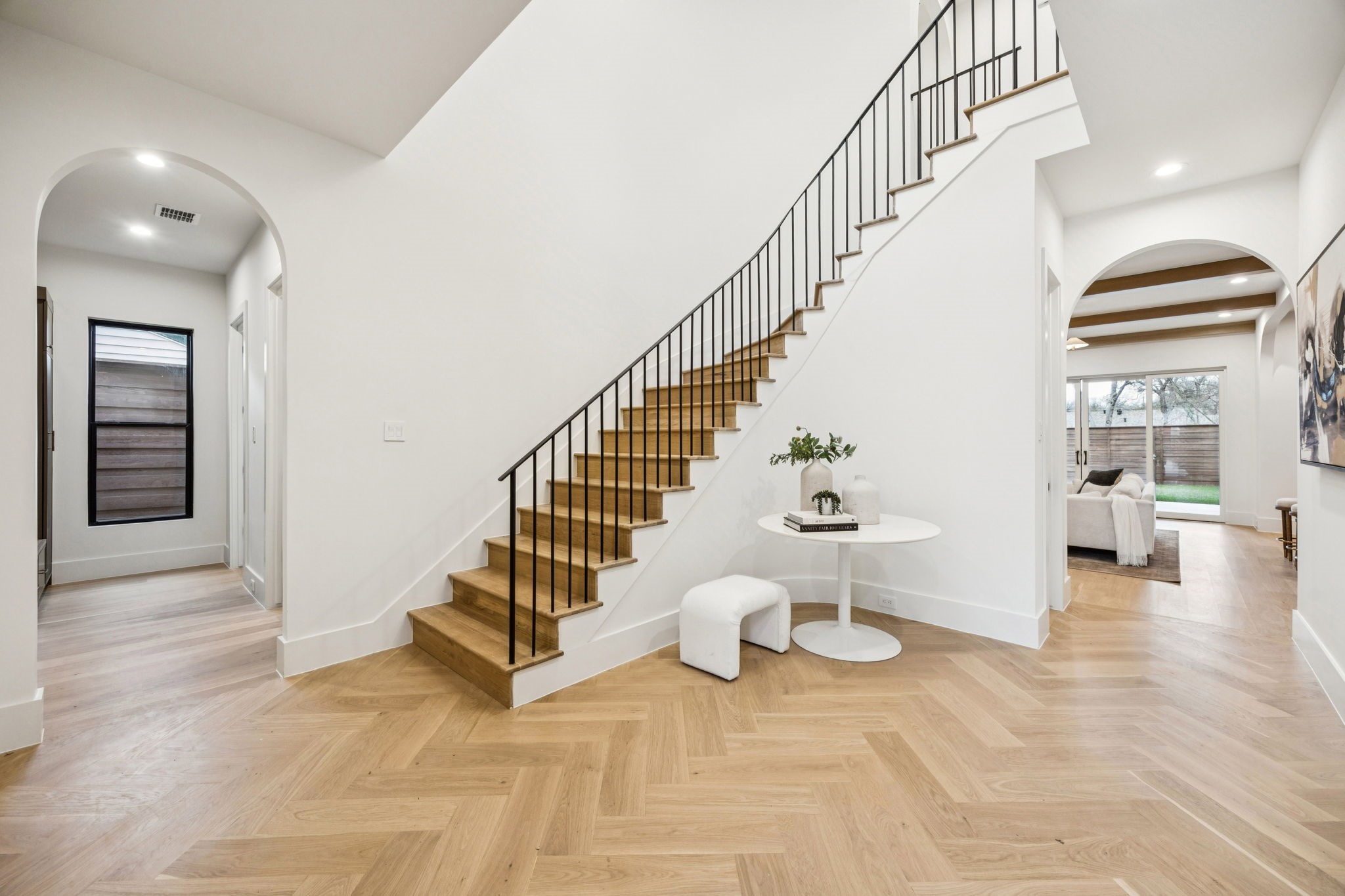 8811 Daytonia Avenue