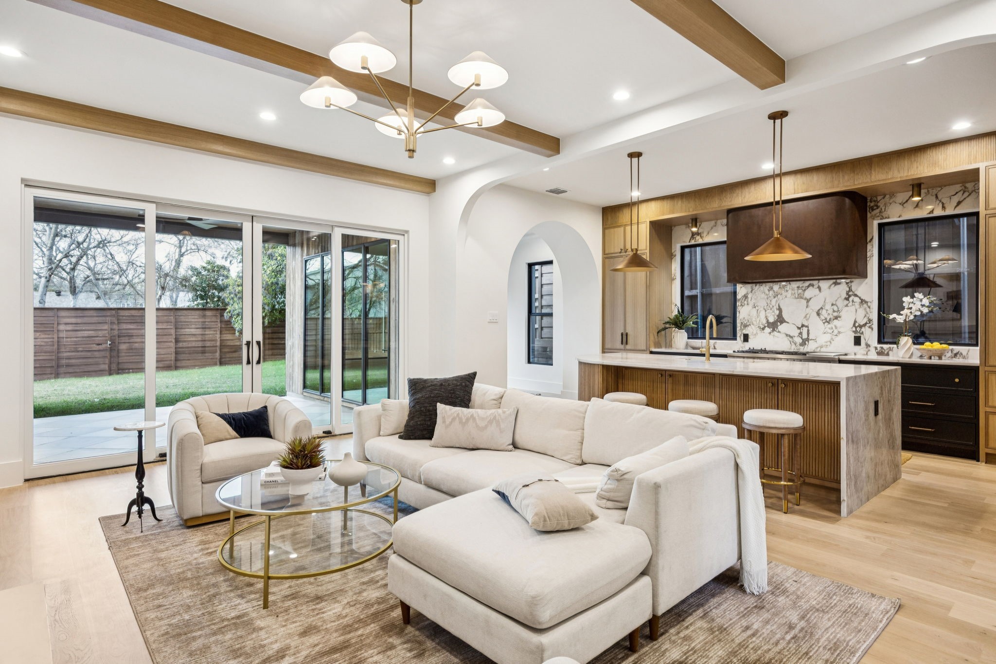 8811 Daytonia Avenue