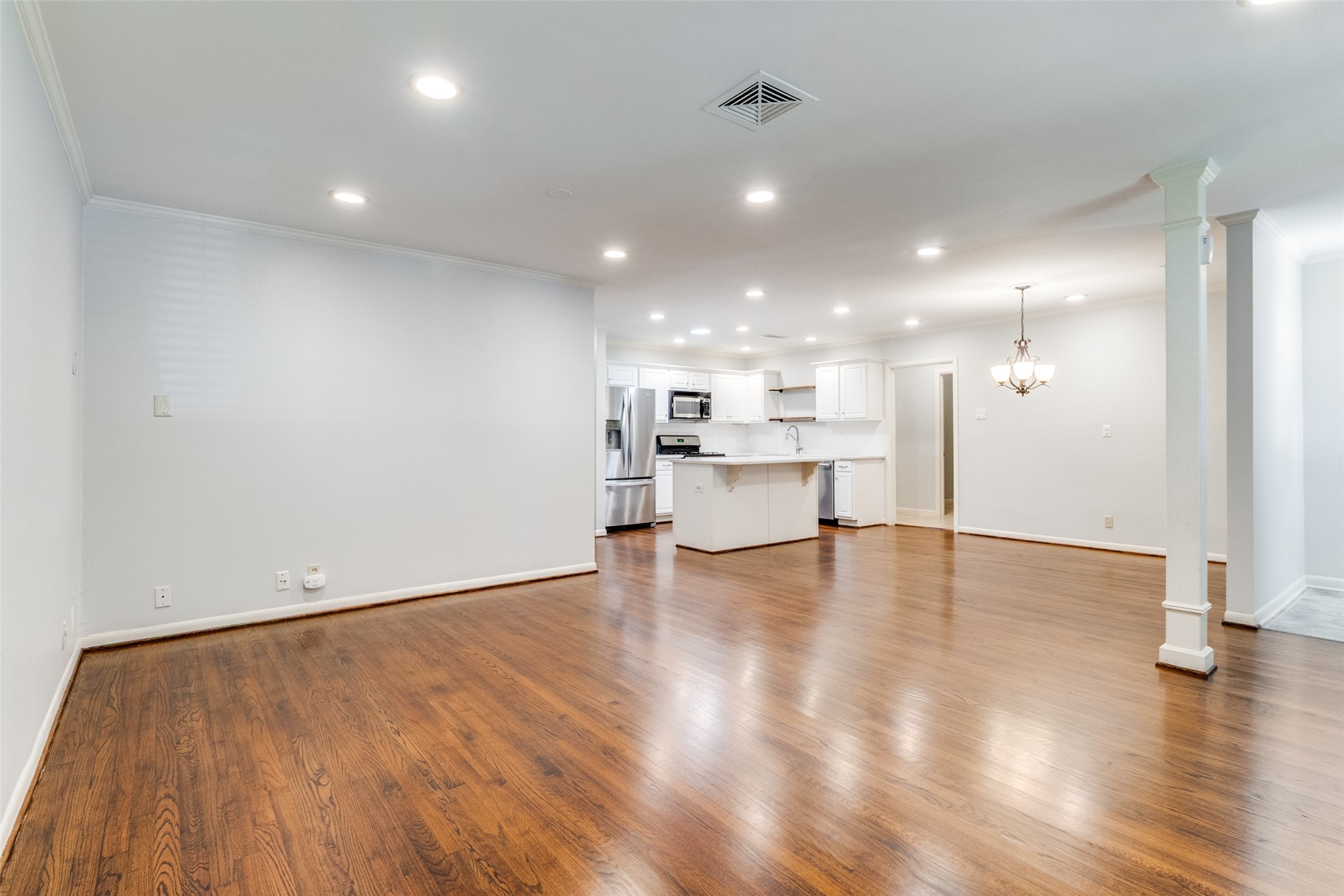 7220 Haverford Road