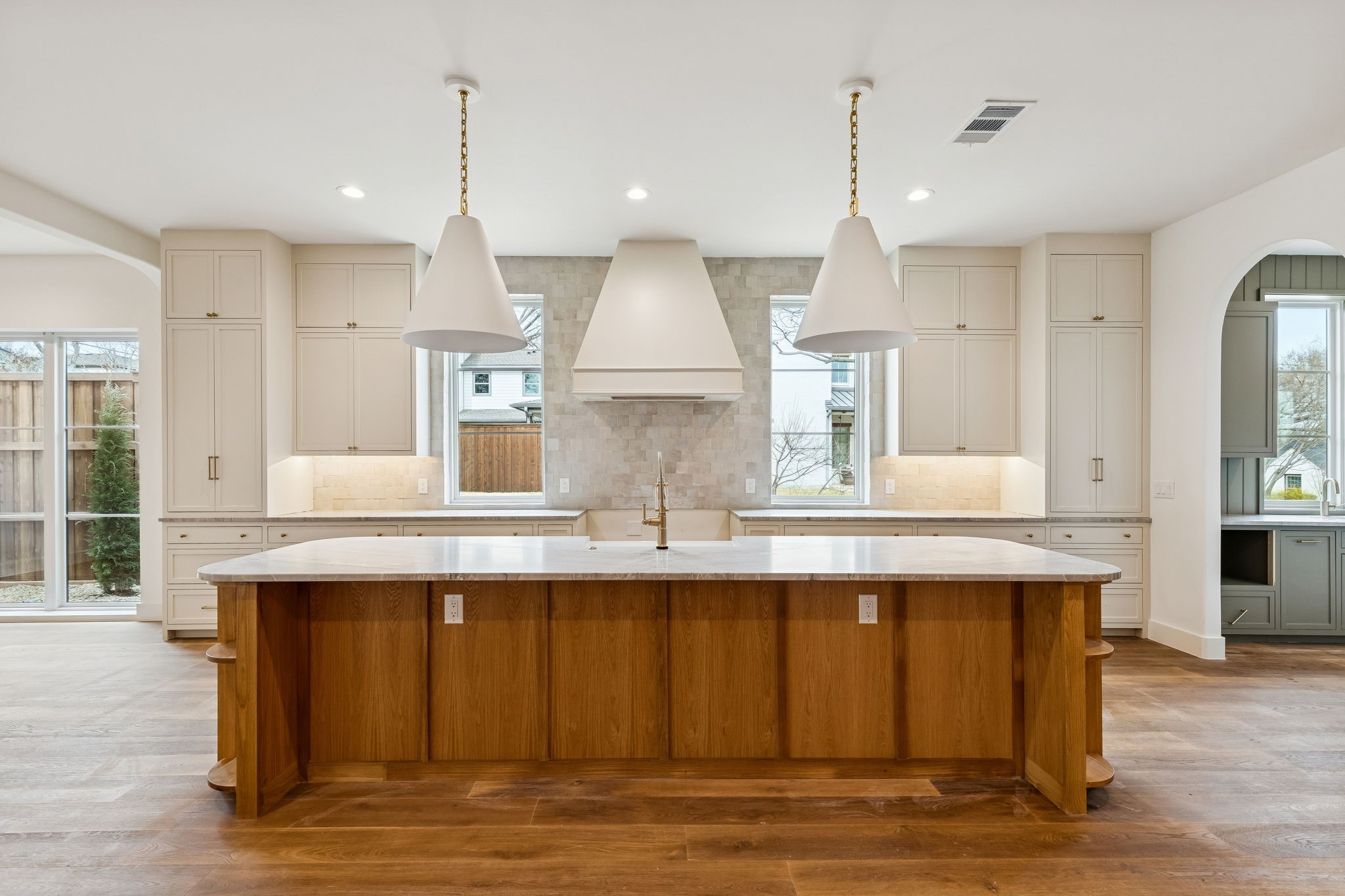 7302 Coronado Avenue