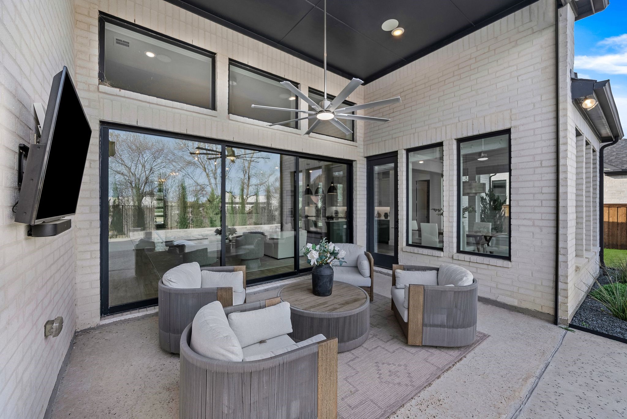 7942 Ravenden Road