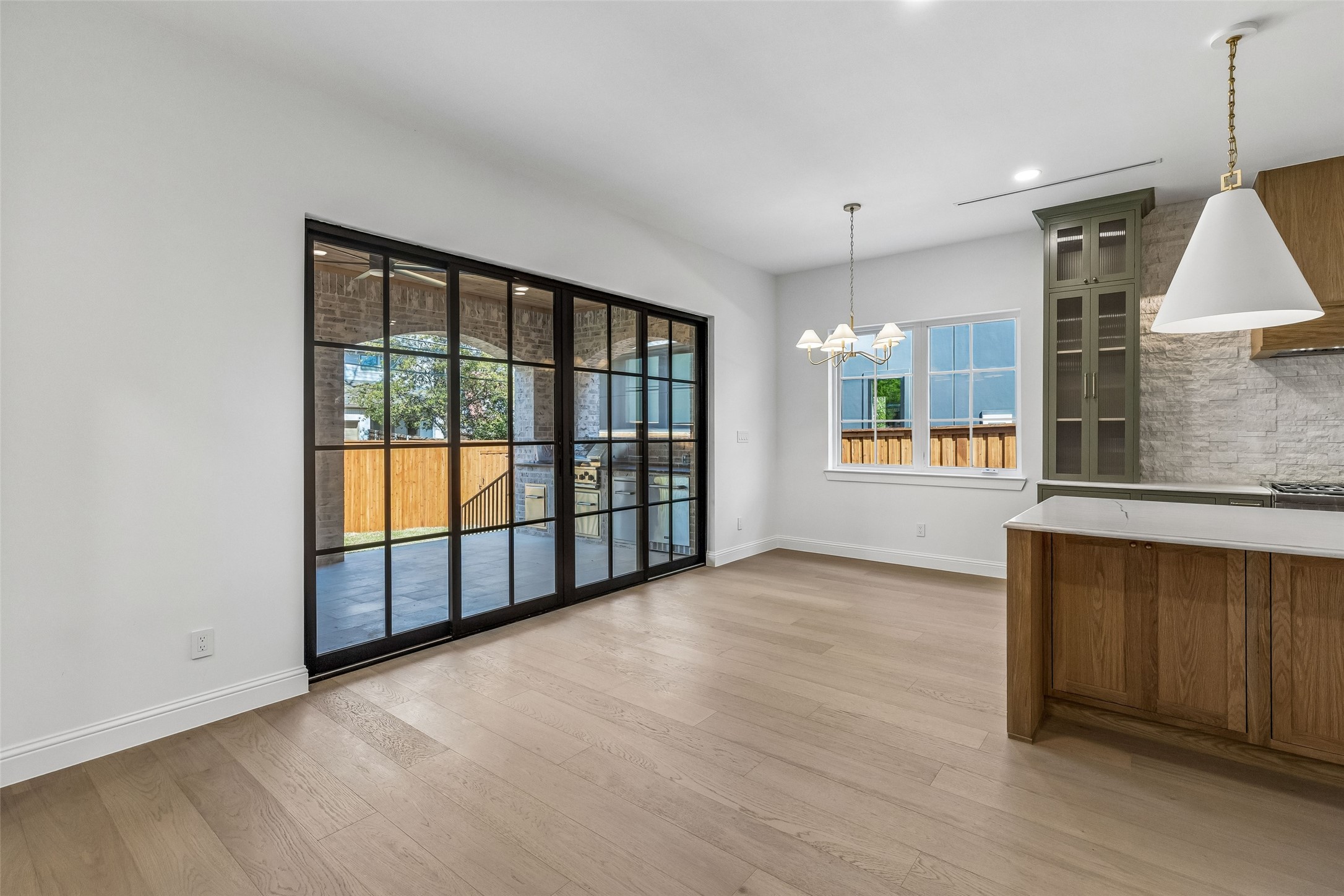 7107 Coronado Avenue