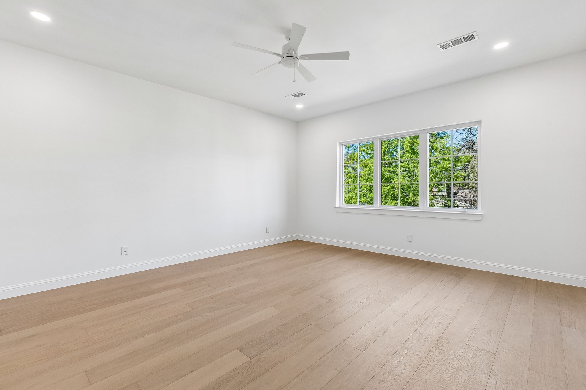 7107 Coronado Avenue