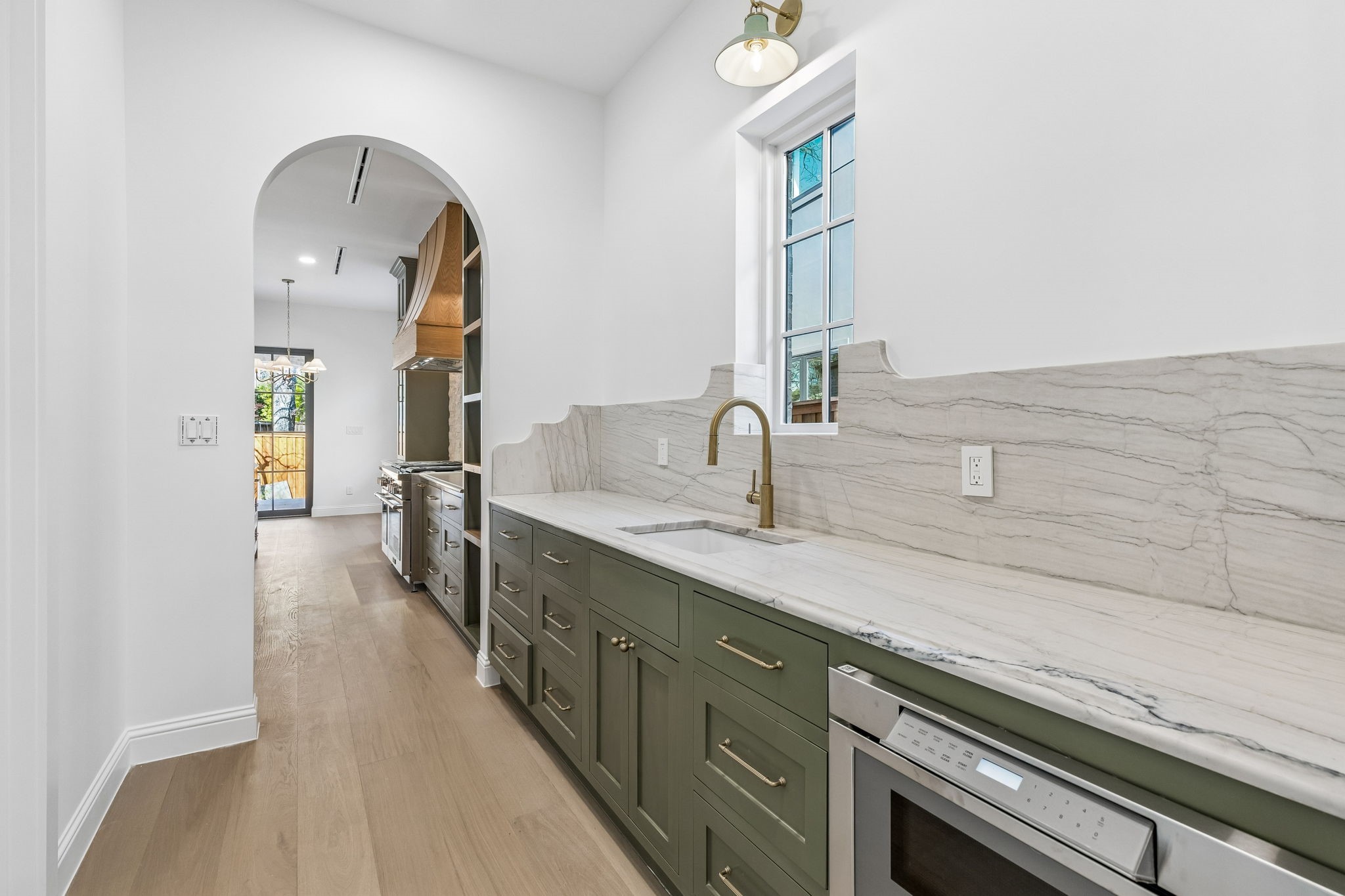 7107 Coronado Avenue