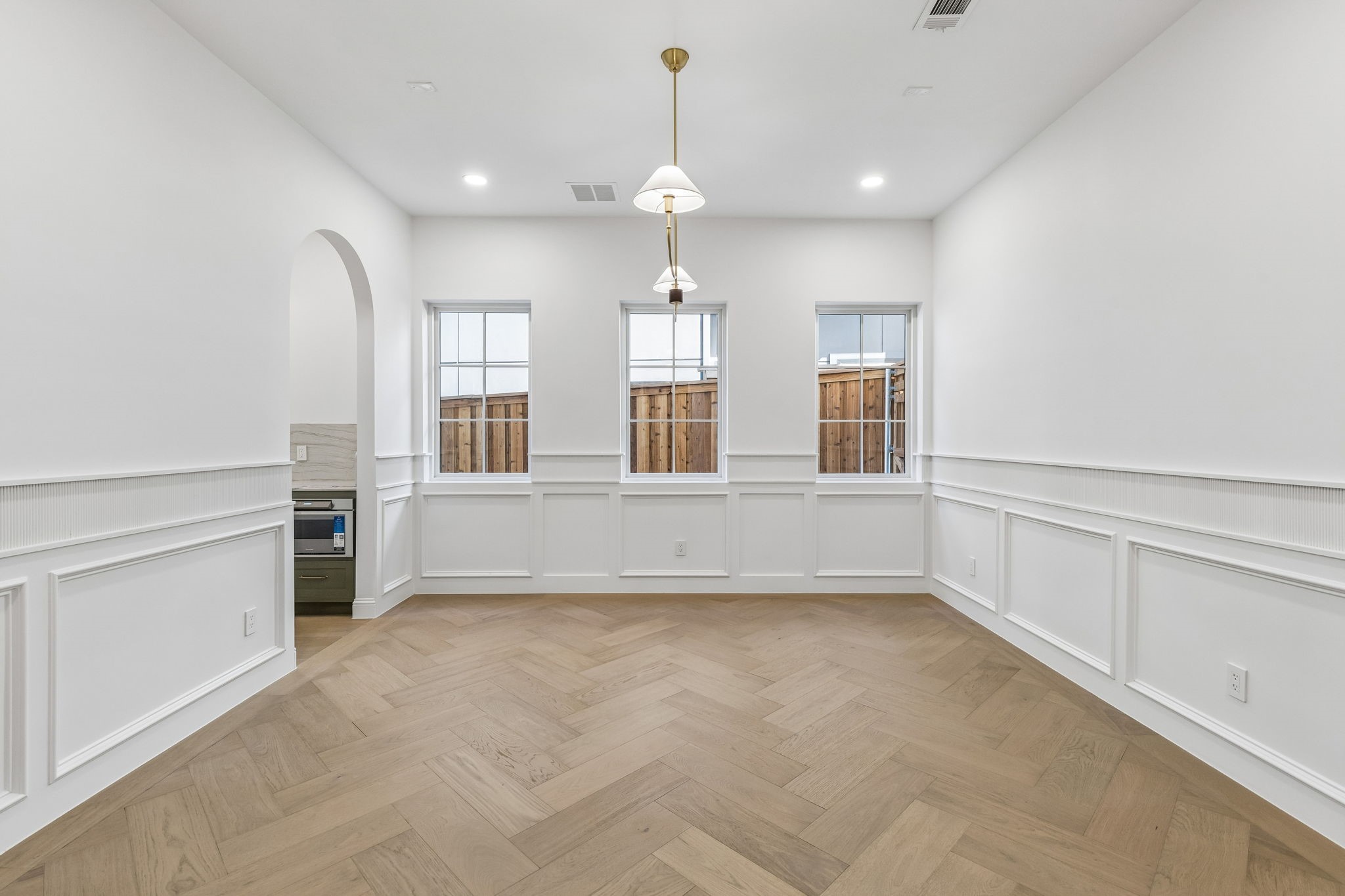 7107 Coronado Avenue