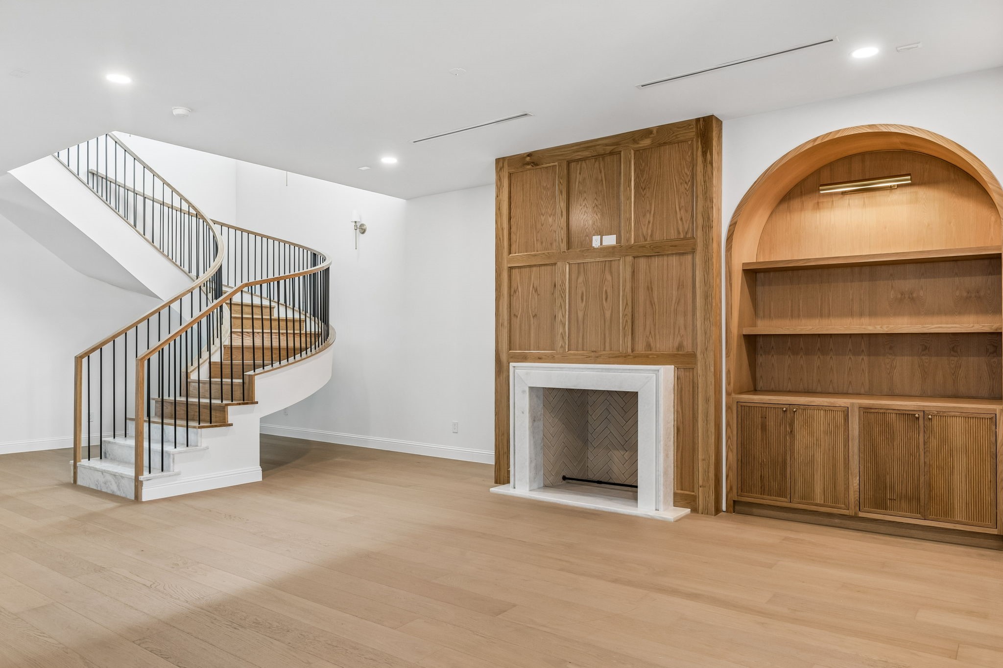 7107 Coronado Avenue