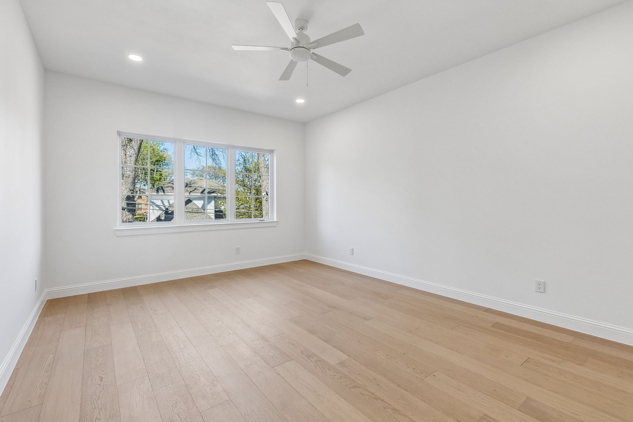 7107 Coronado Avenue