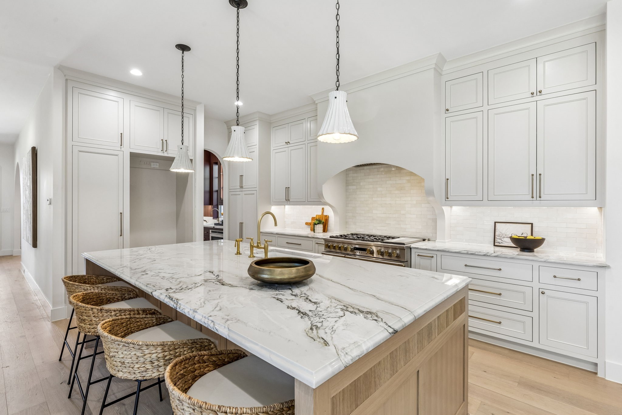 6402 Westlake Avenue