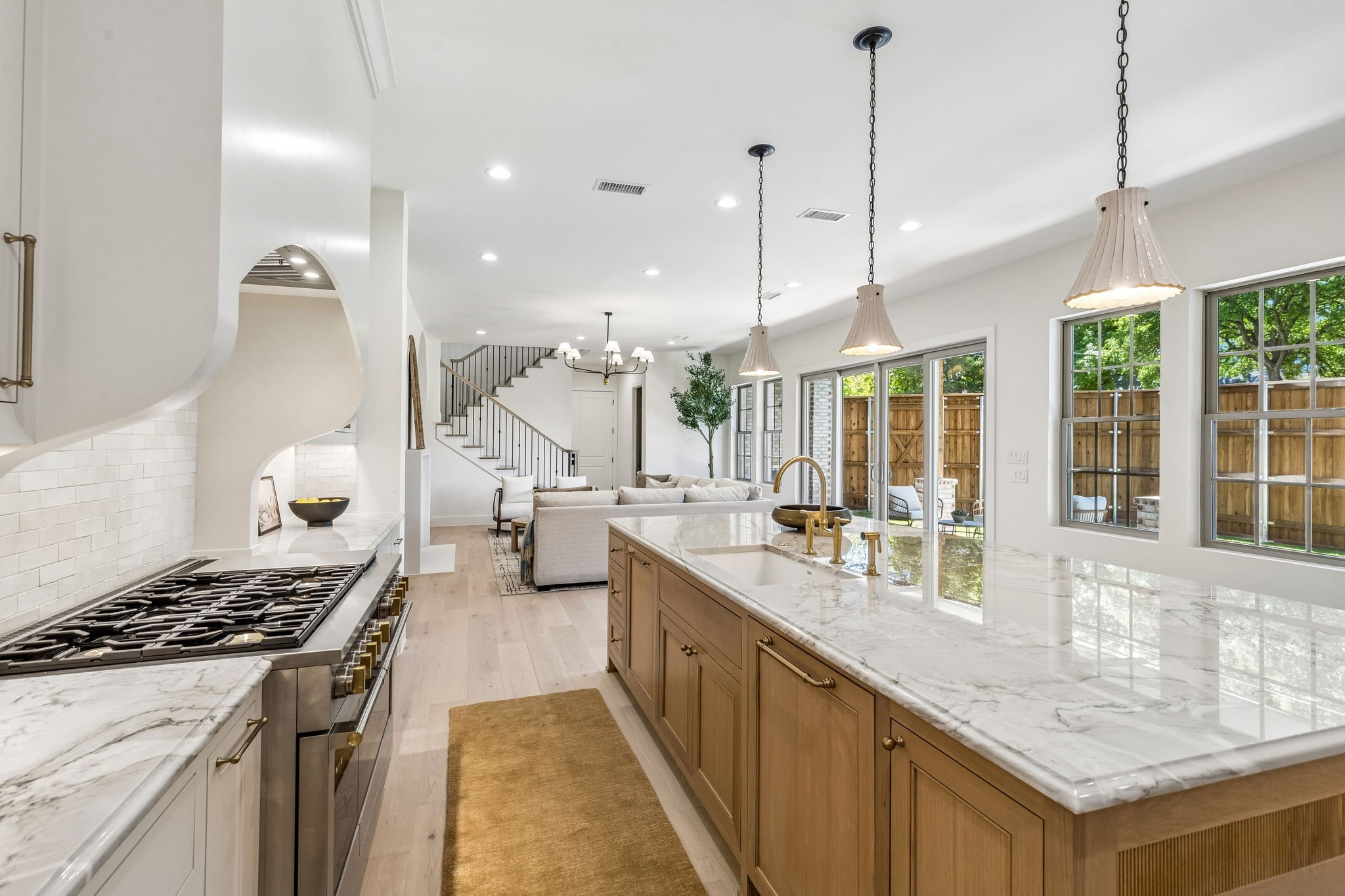 6402 Westlake Avenue