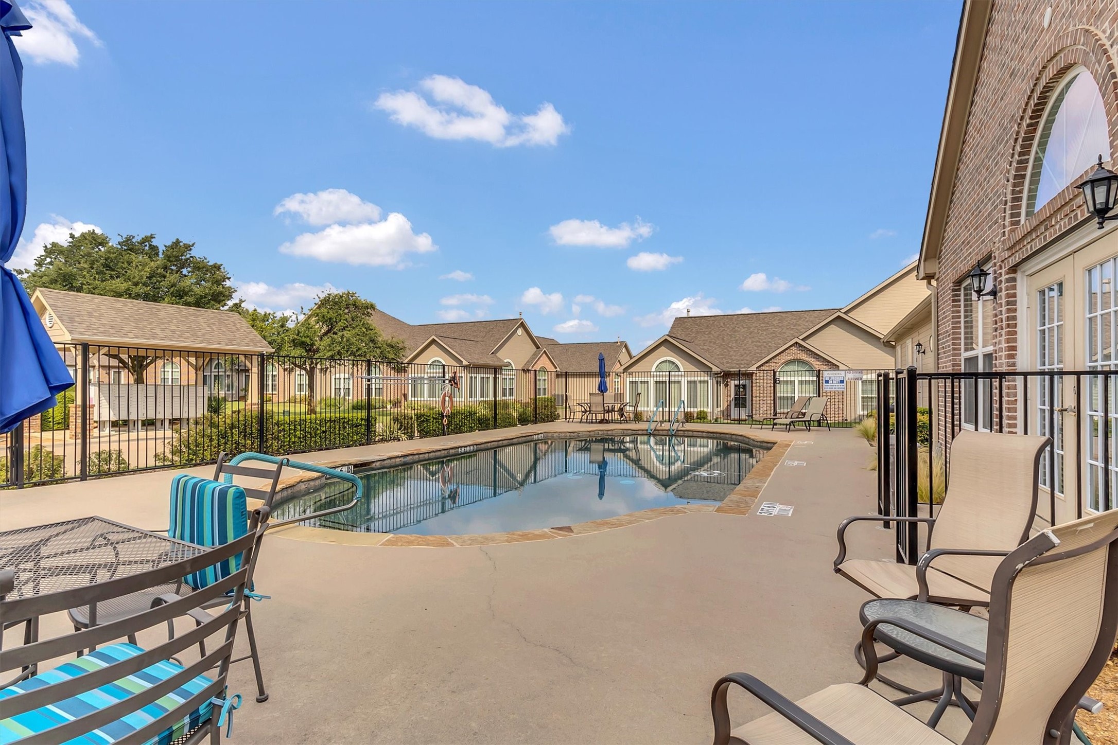 2601 Marsh Lane 241