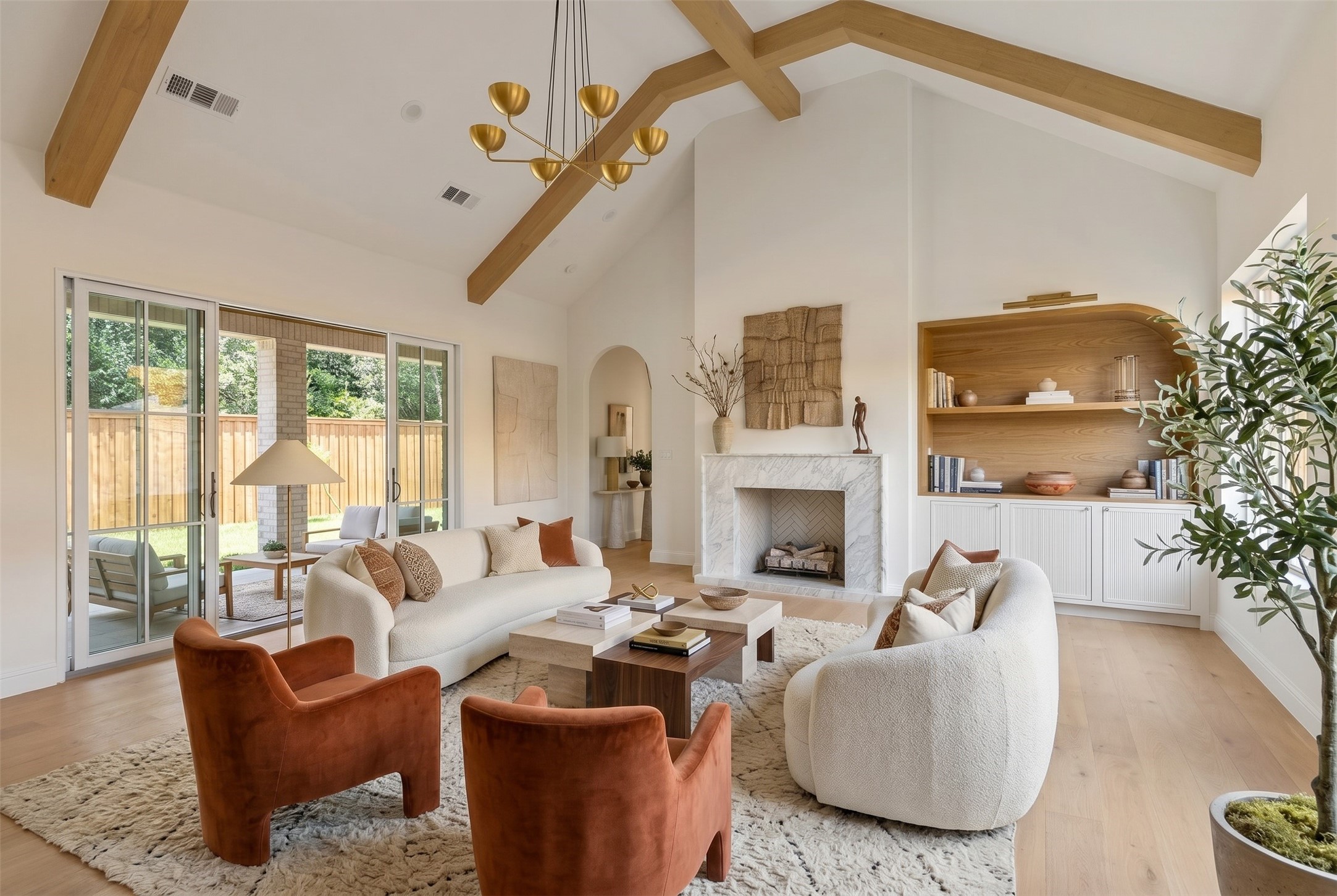 6729 Ravendale Lane