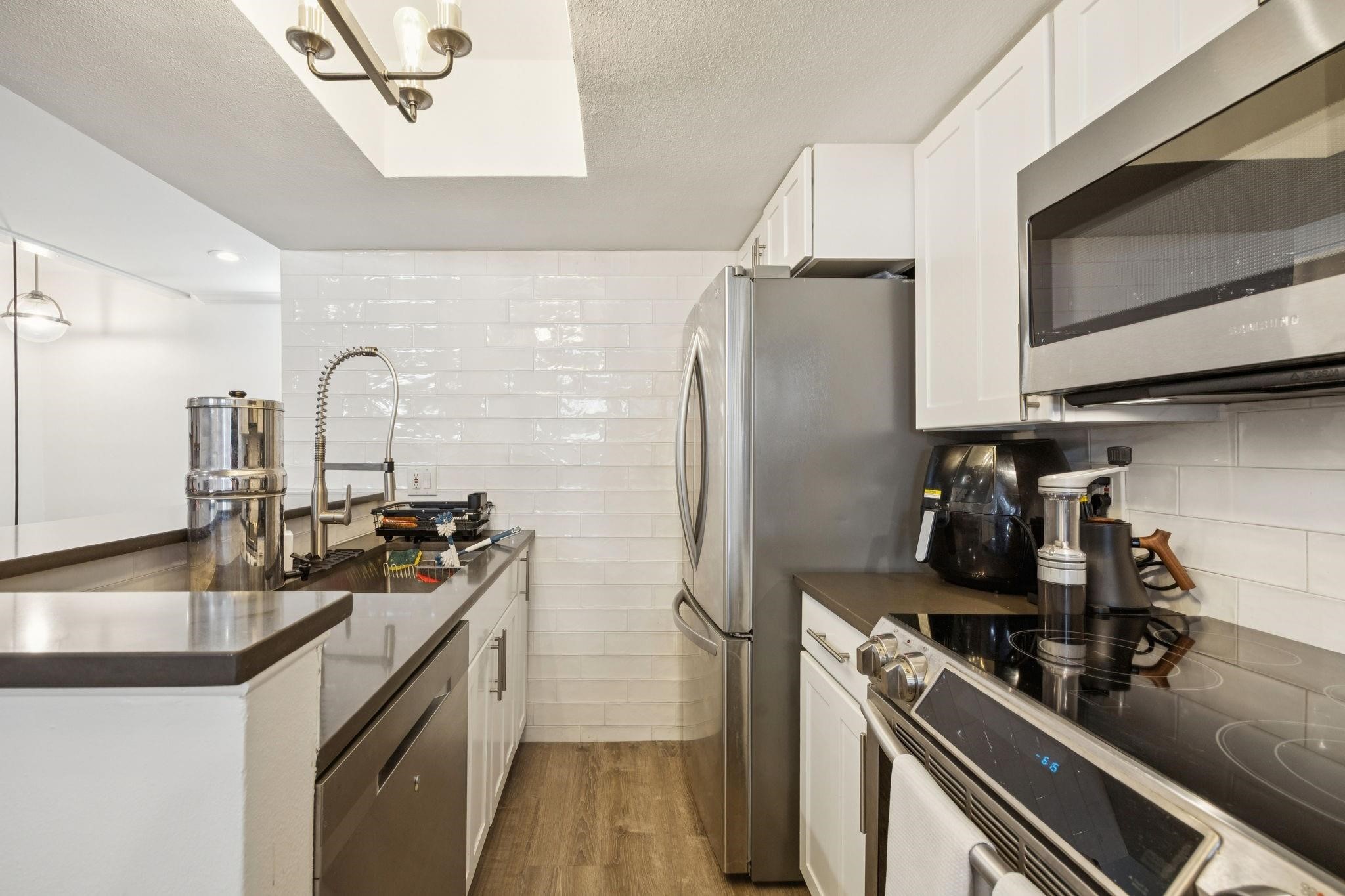 3321 Cole Avenue 116