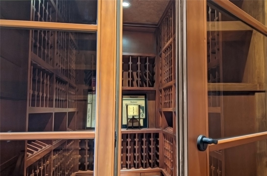 1131 Emerald Bay