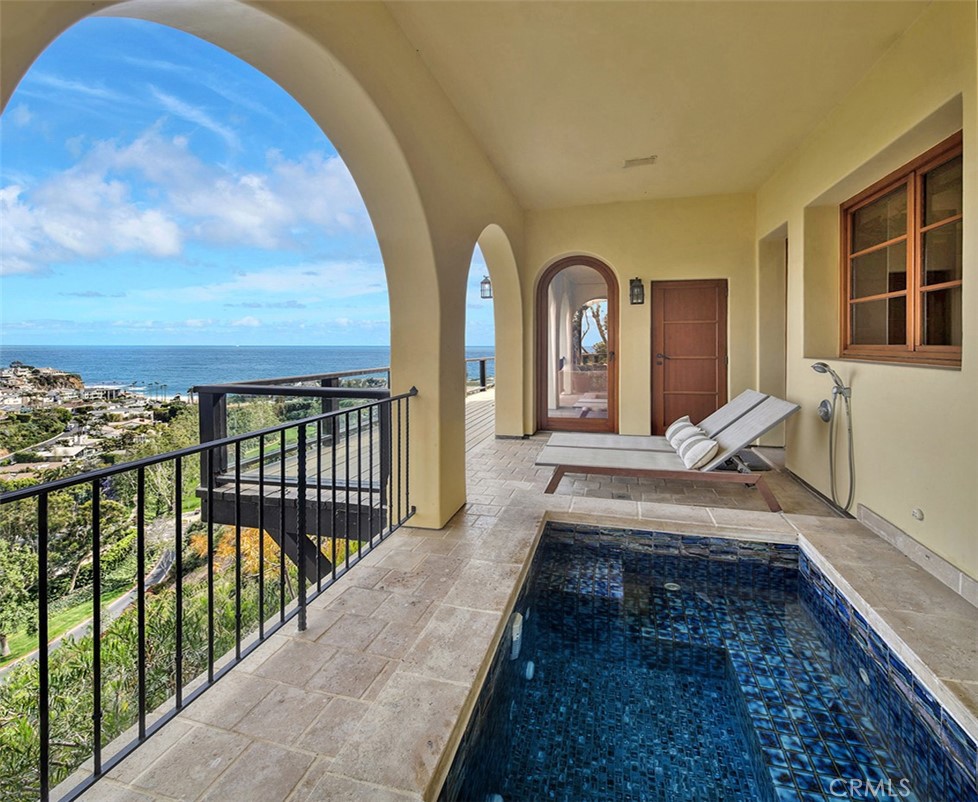 1131 Emerald Bay