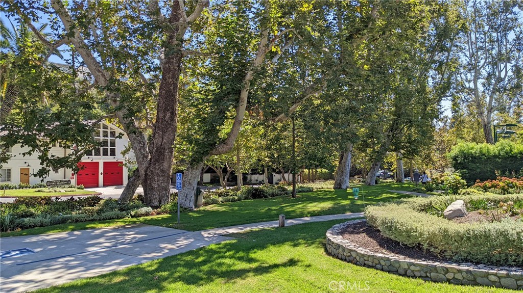 1131 Emerald Bay
