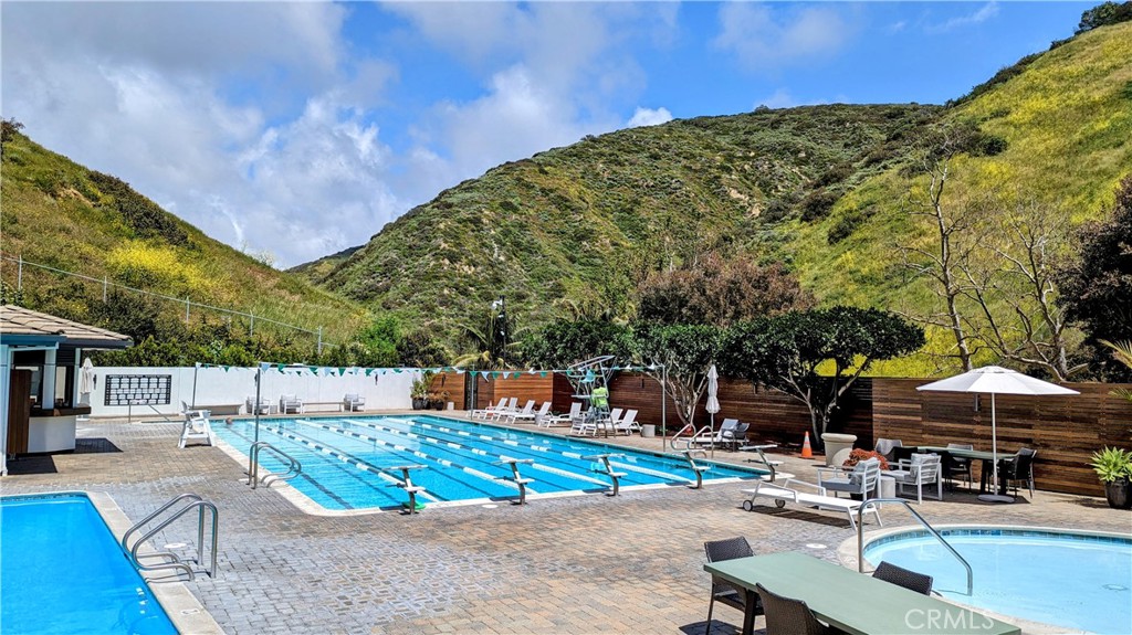 1131 Emerald Bay