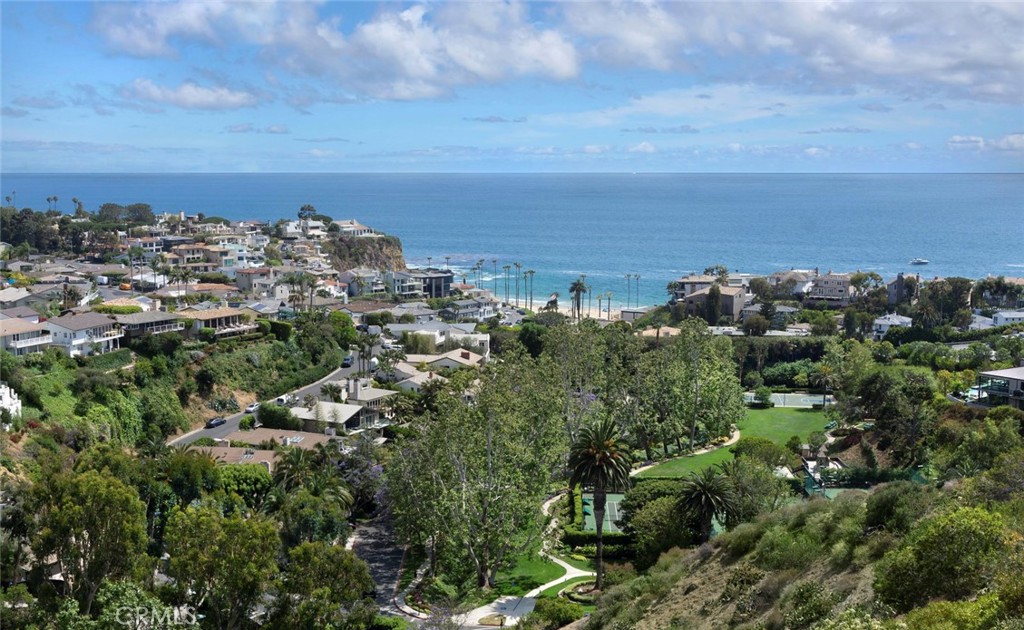 1131 Emerald Bay