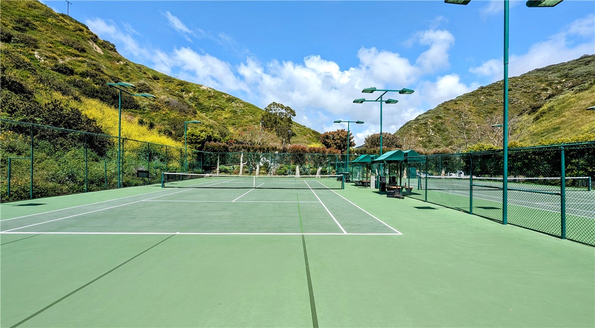 1131 Emerald Bay