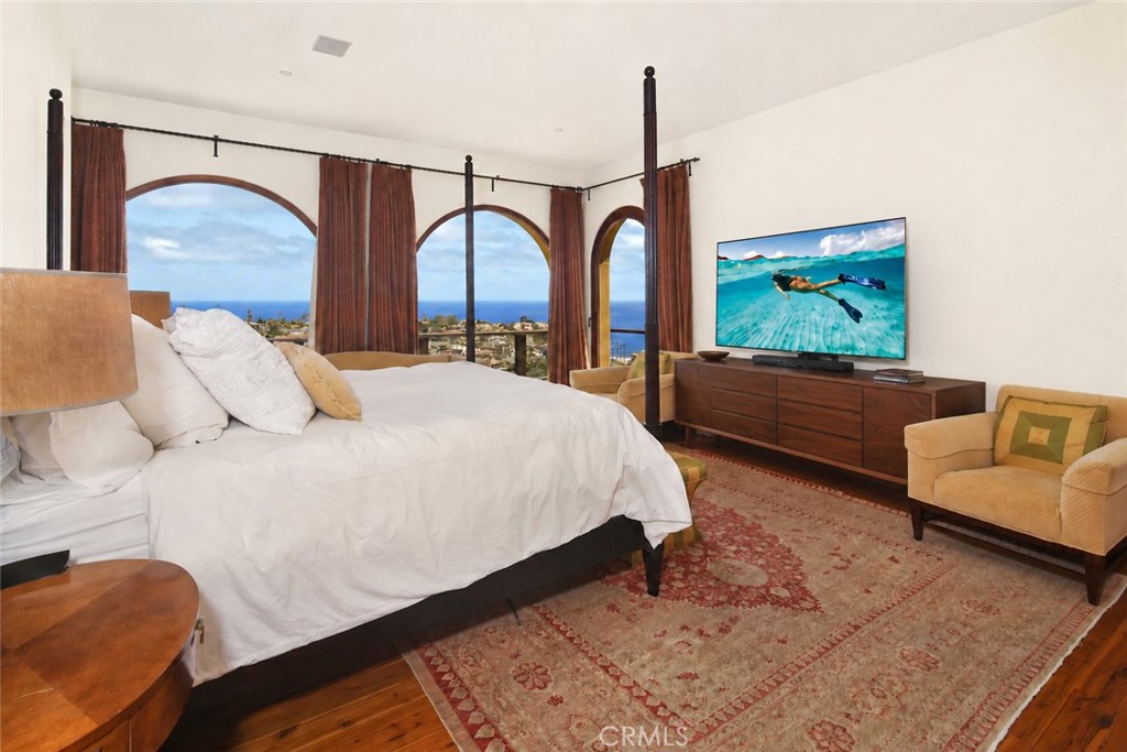 1131 Emerald Bay