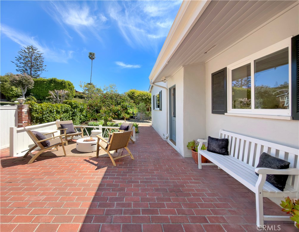 1665 Hillcrest Drive