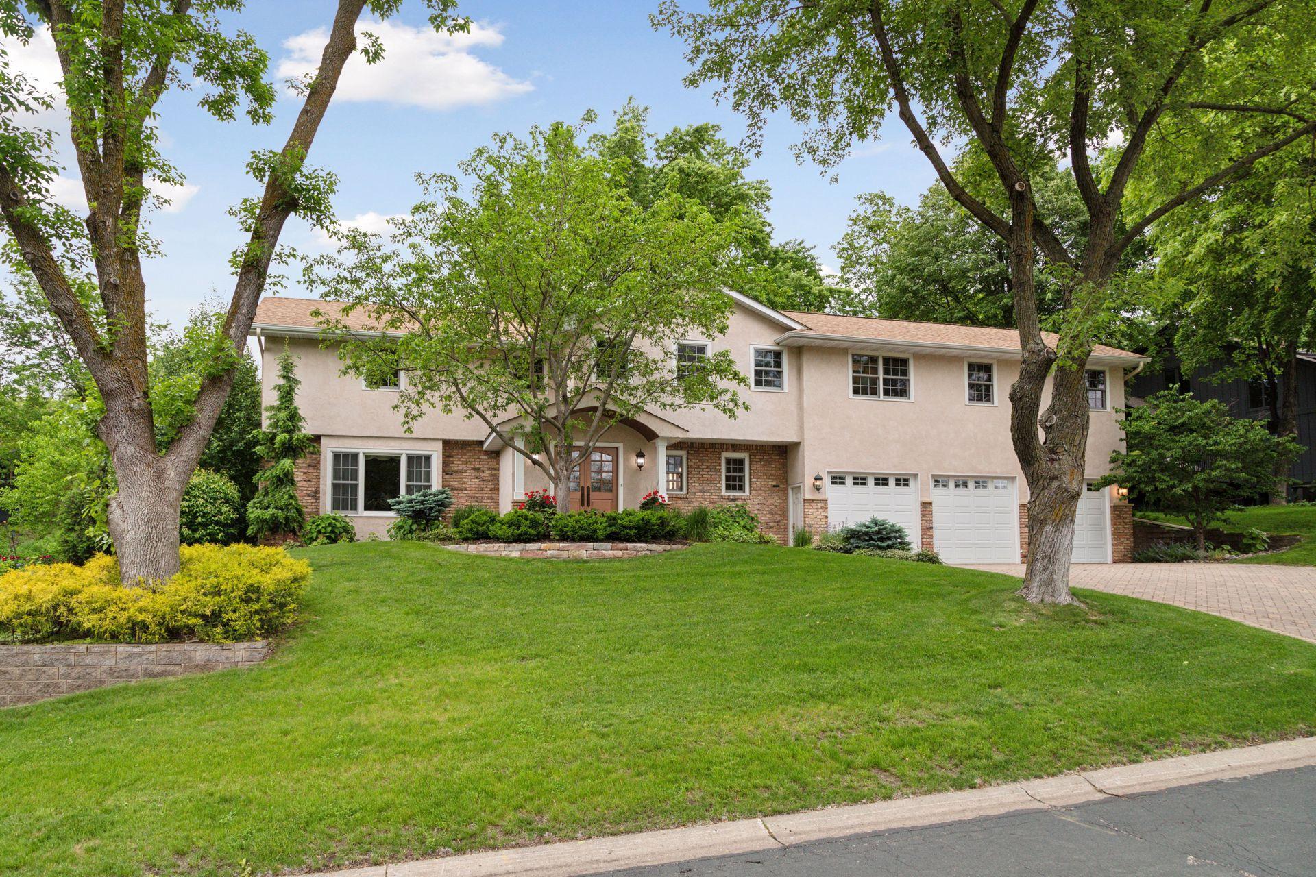 7212 Fleetwood Drive
