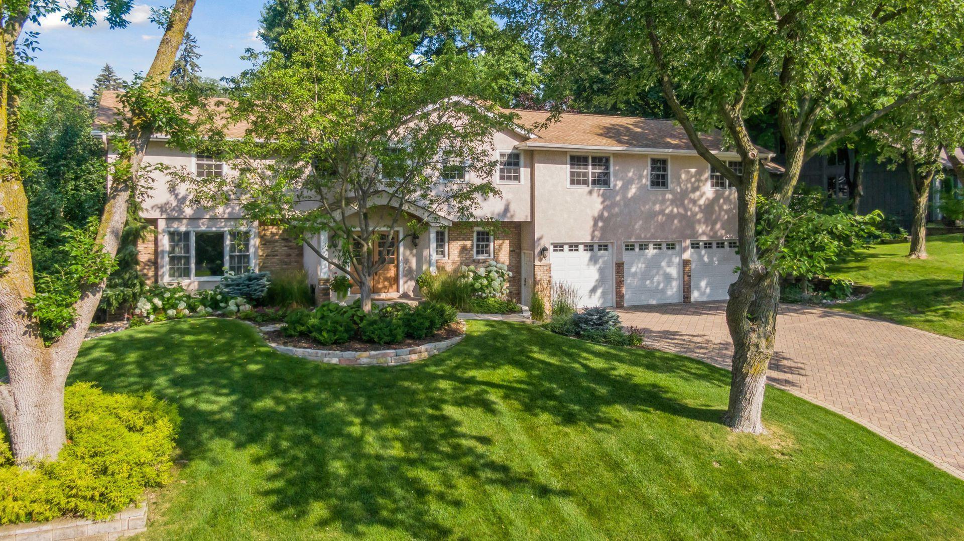 7212 Fleetwood Drive