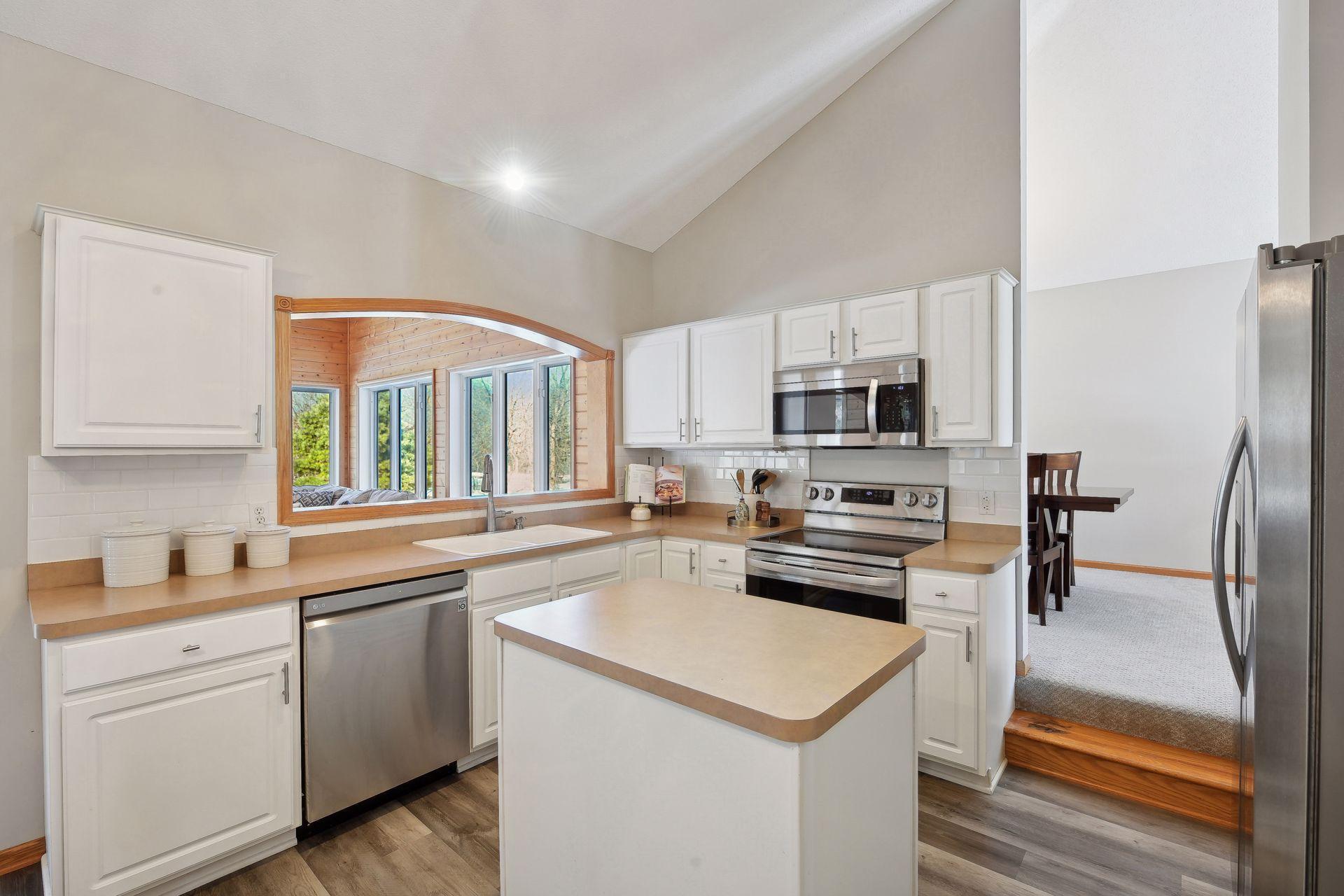 101 Carver Creek Circle