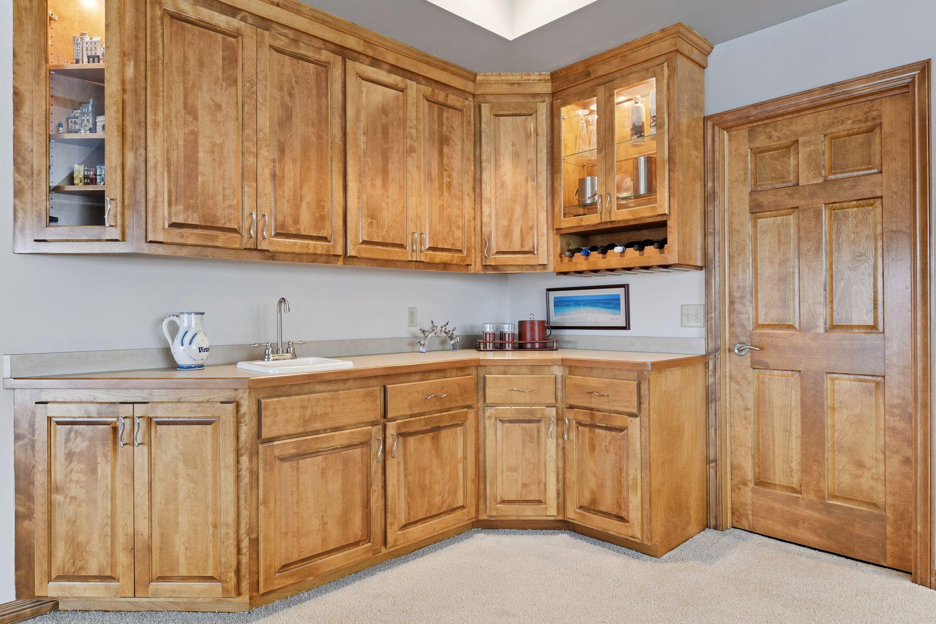 101 Willoughby Way E