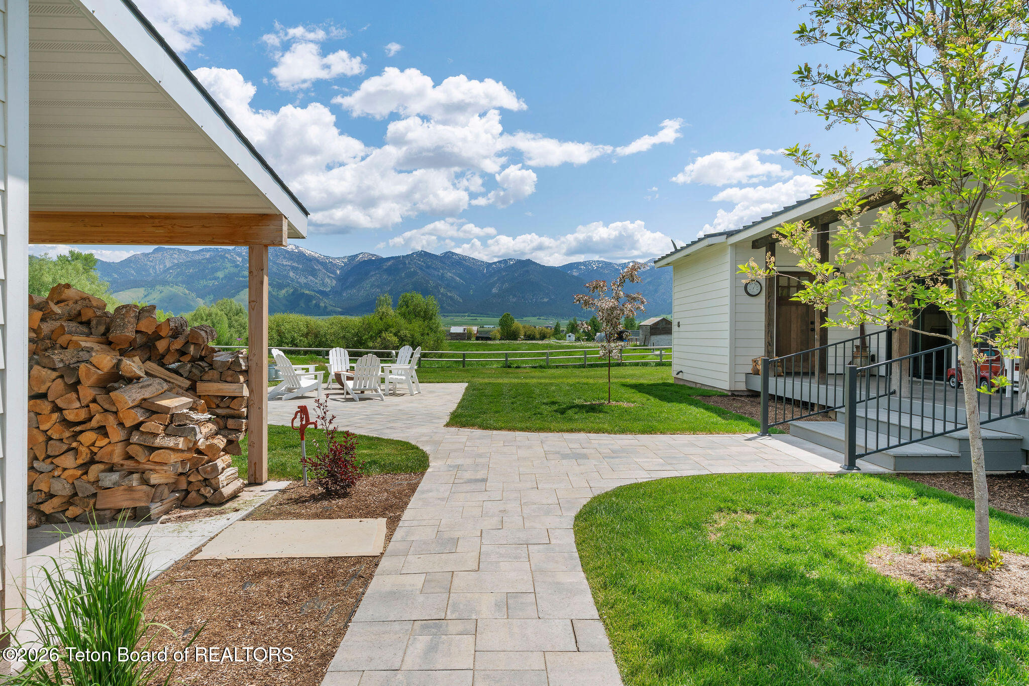 4326 COUNTY ROAD 114 Road