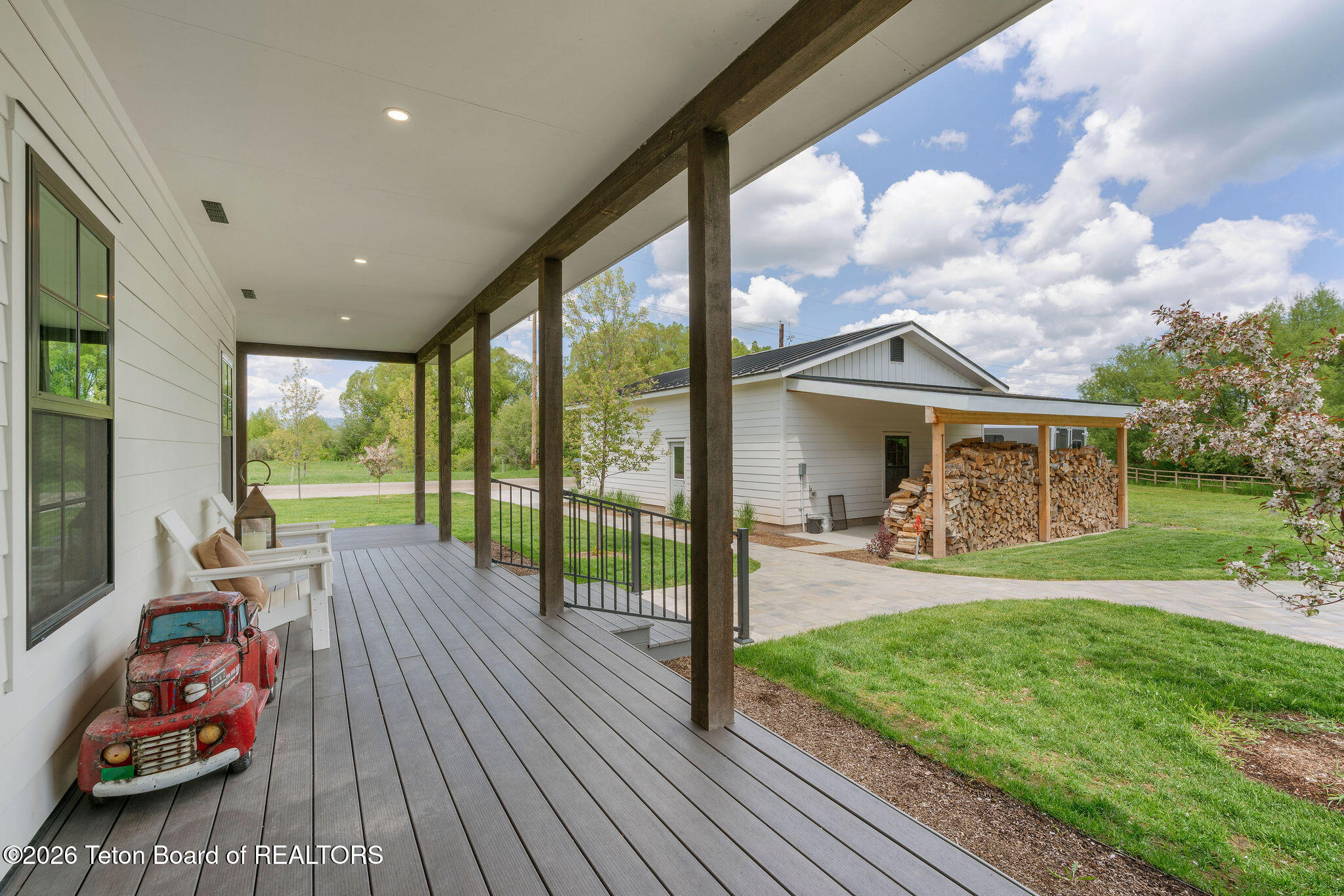 4326 COUNTY ROAD 114 Road