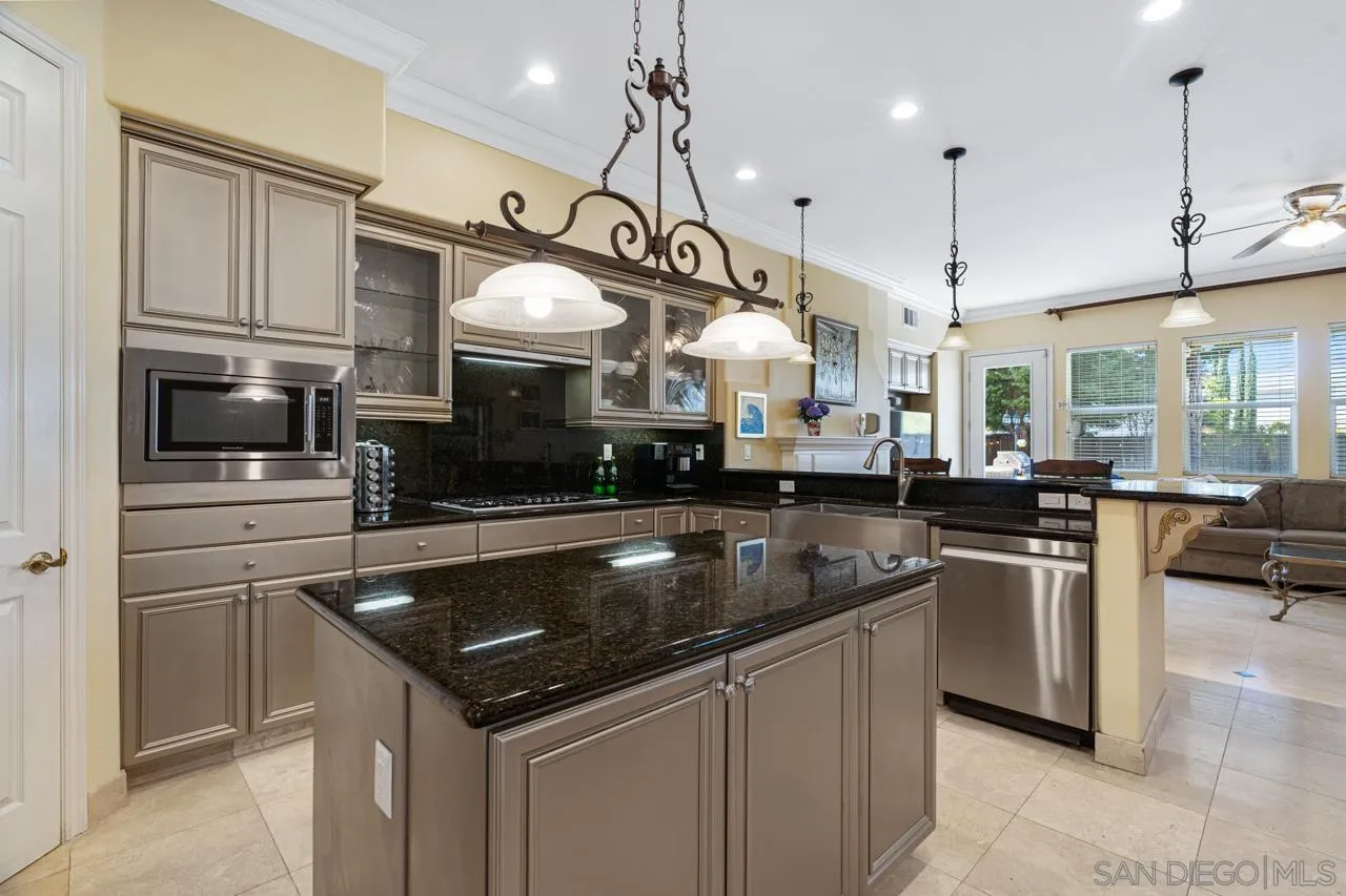 13838 Kerry Lane