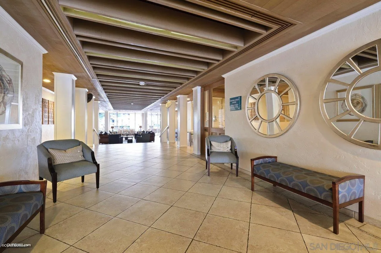 4600 Lamont St Unit 319