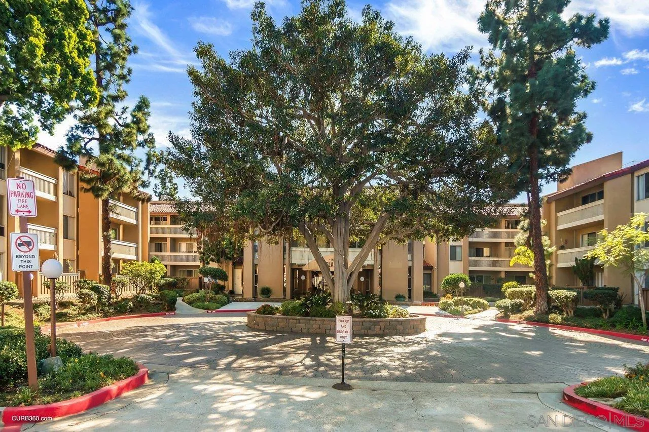 4600 Lamont St Unit 319