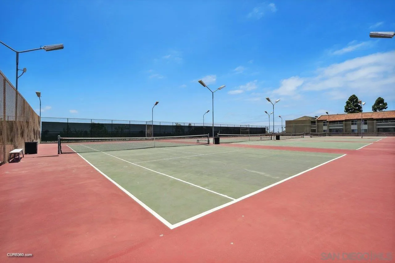 4600 Lamont St Unit 319