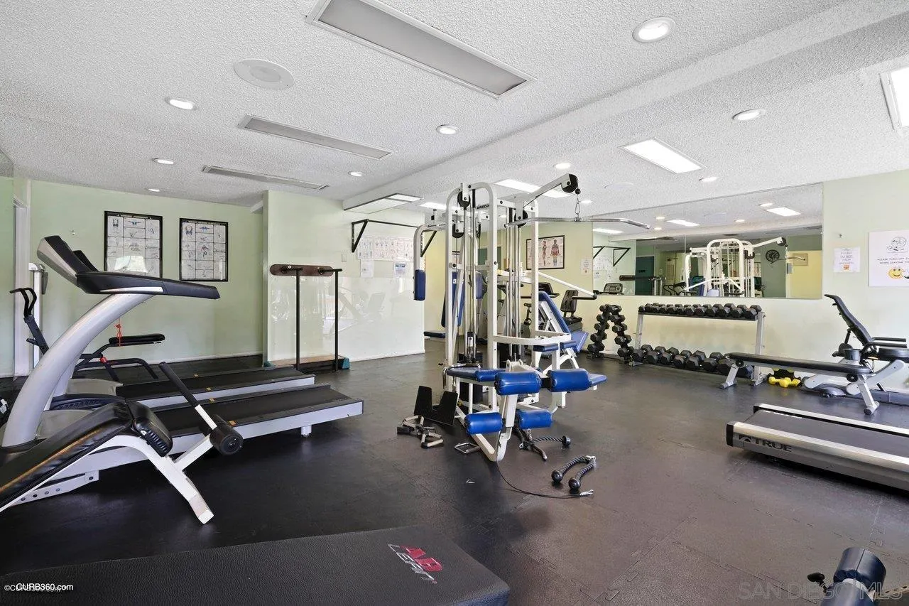 4600 Lamont St Unit 319