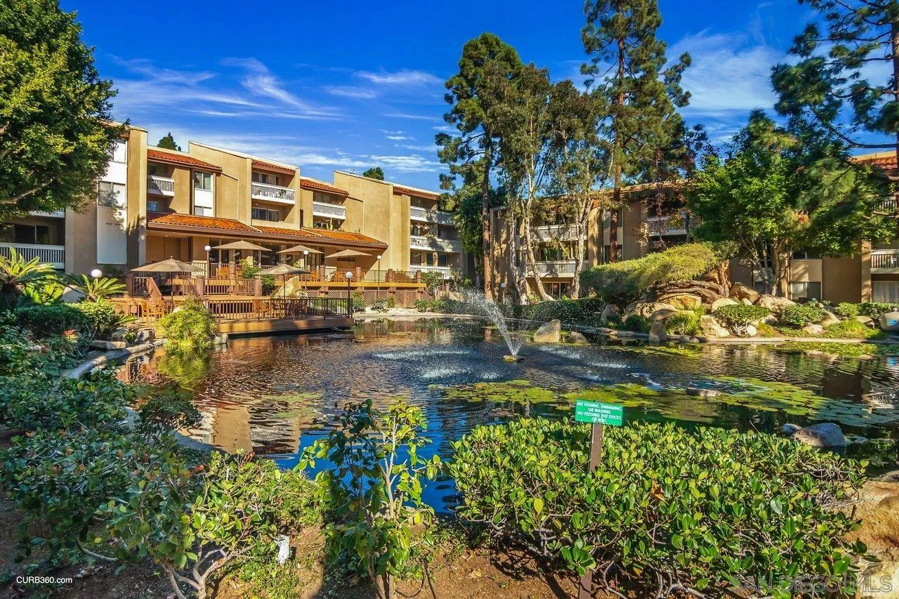 4600 Lamont St Unit 319