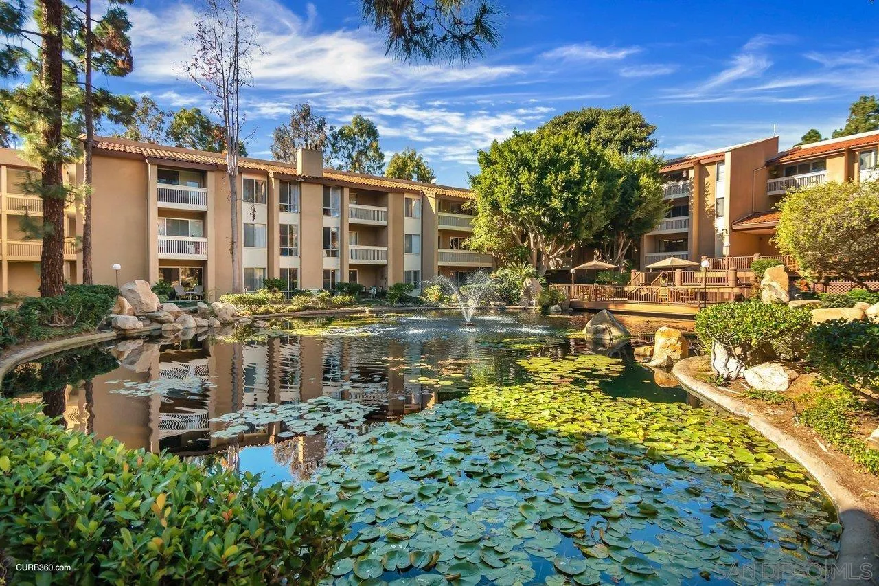 4600 Lamont St Unit 319