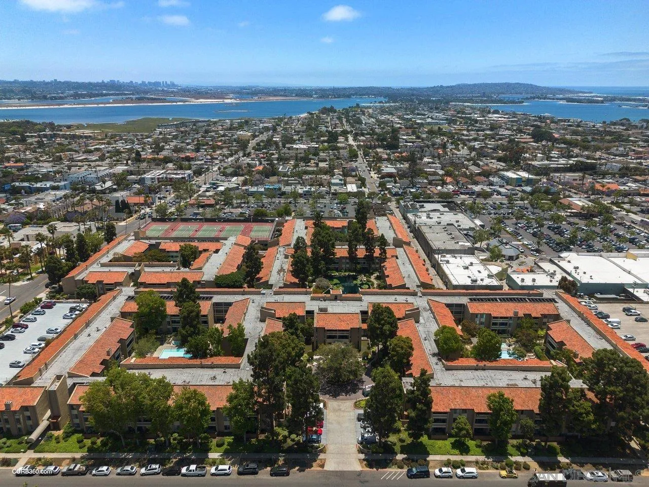 4600 Lamont St Unit 319