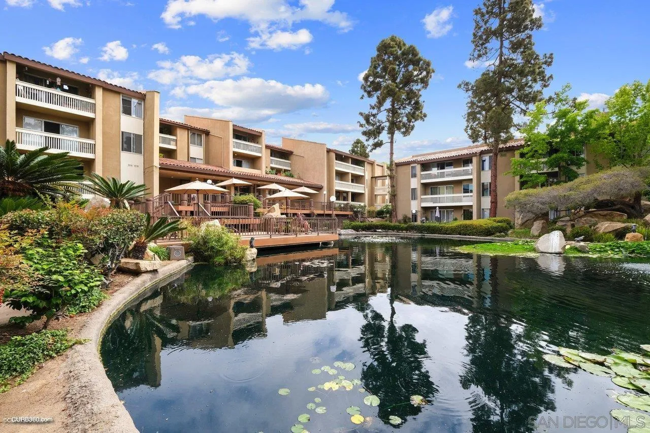 4600 Lamont St Unit 319