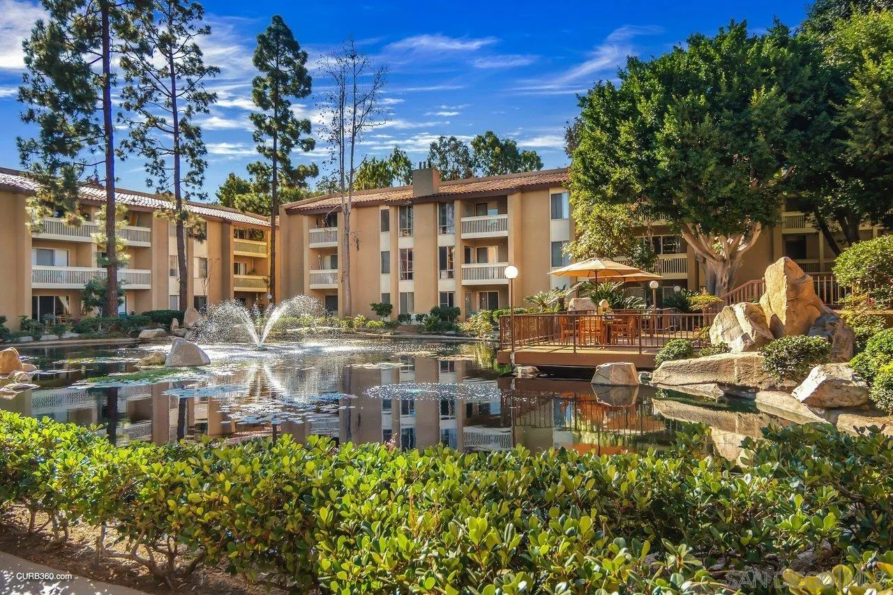 4600 Lamont St Unit 319