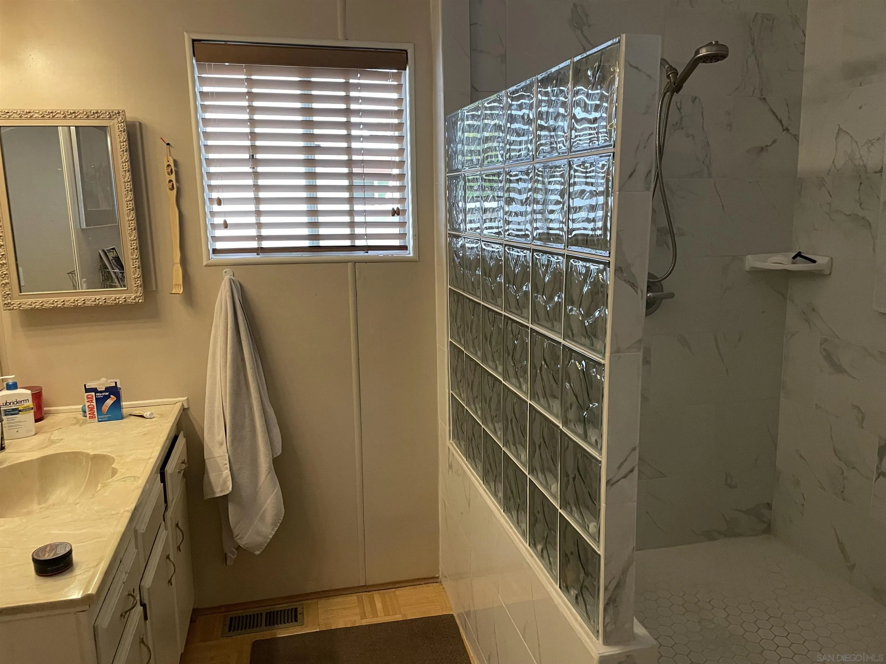 1010 Palm Canyon Dr Unit 6