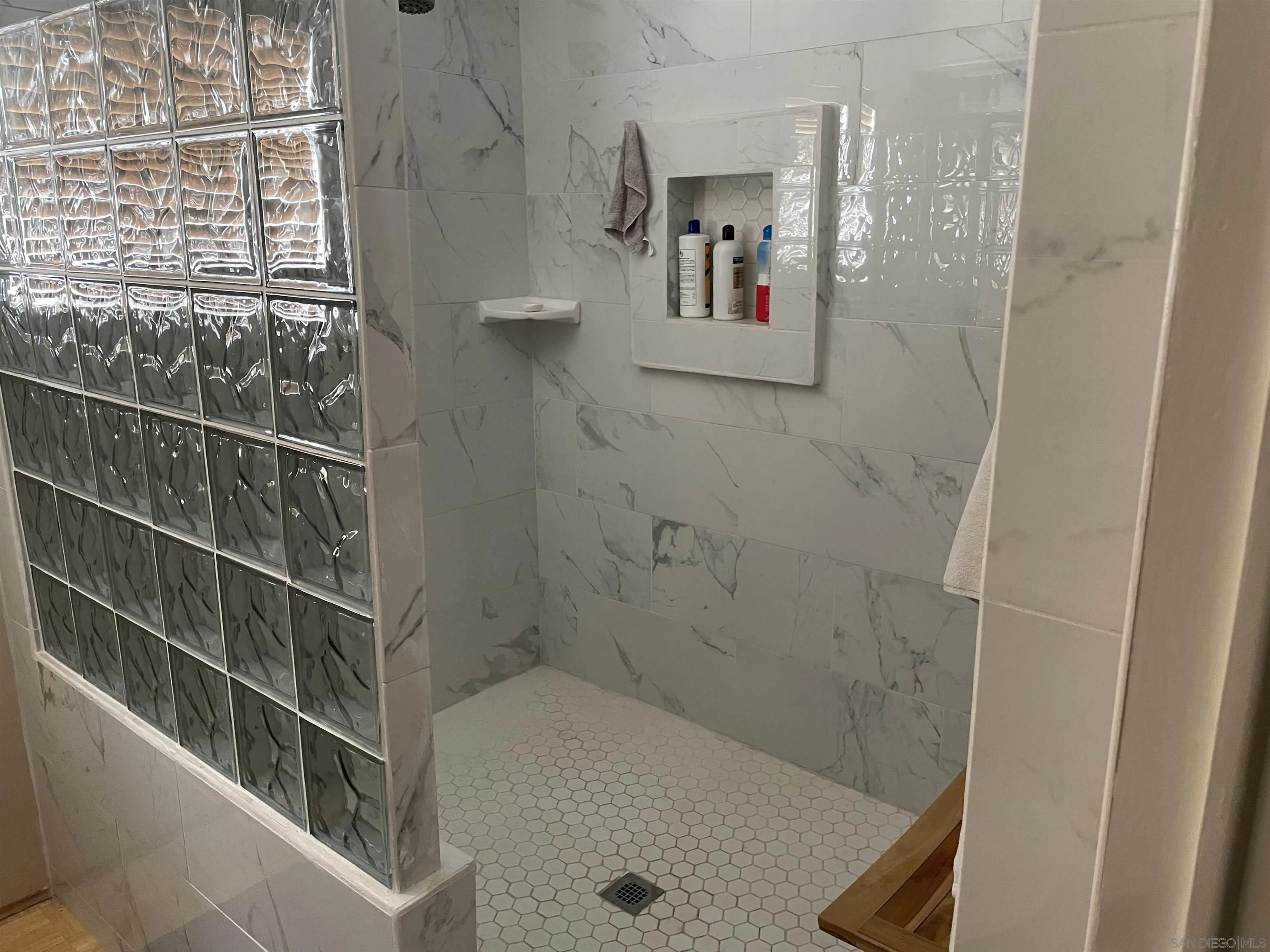 1010 Palm Canyon Dr Unit 6