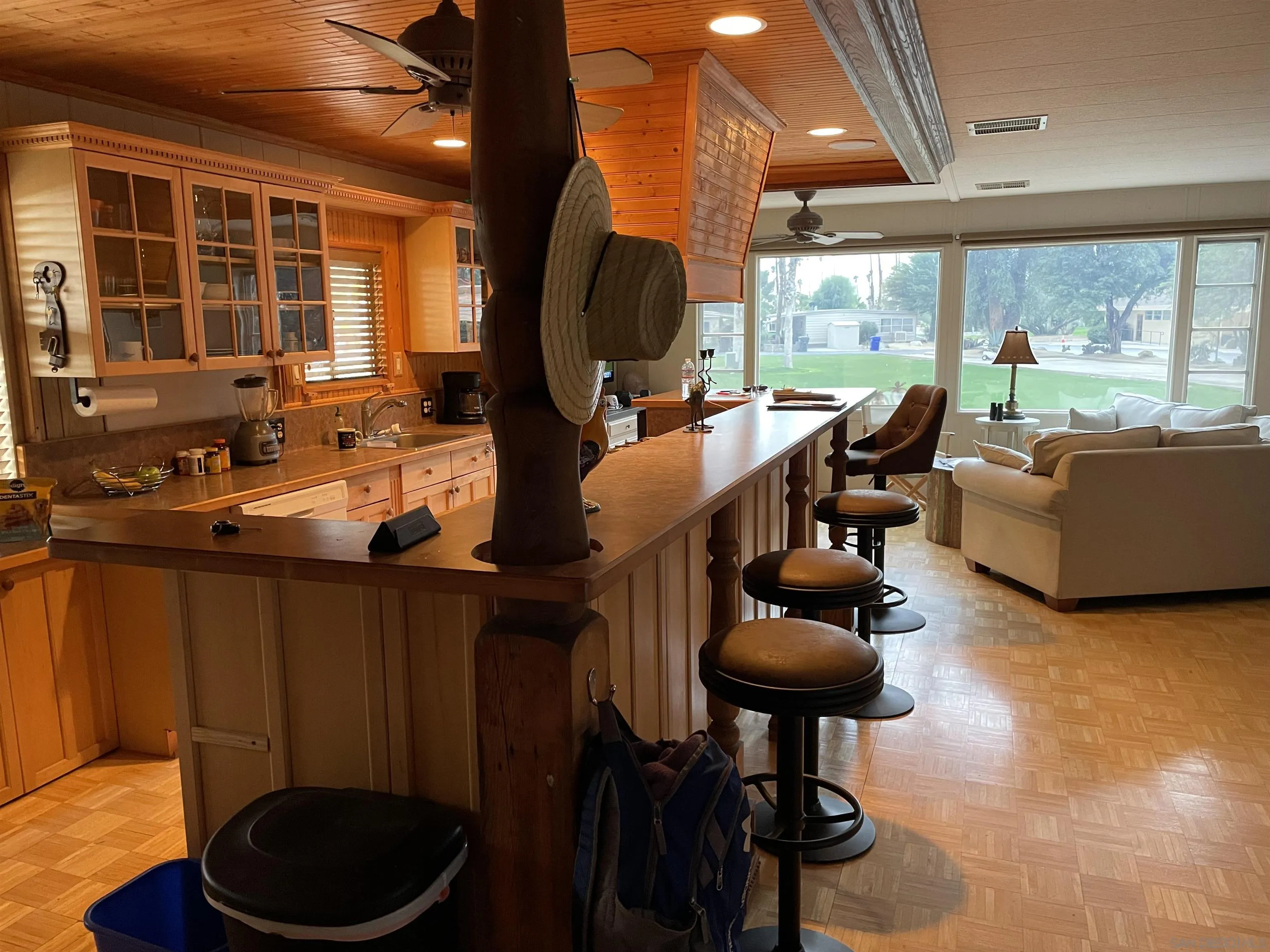 1010 Palm Canyon Dr Unit 6