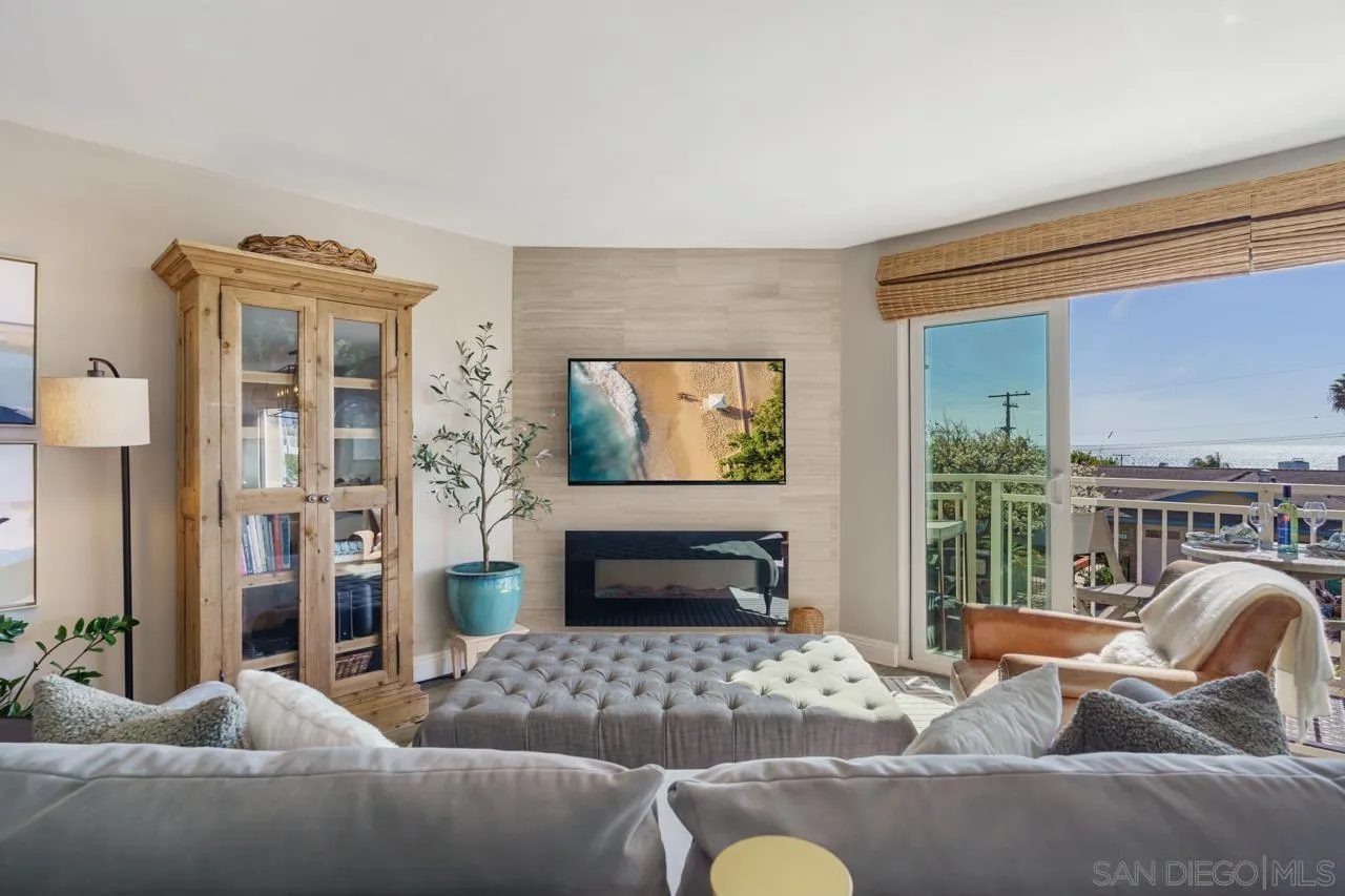 5366 La Jolla Blvd Unit: 101C