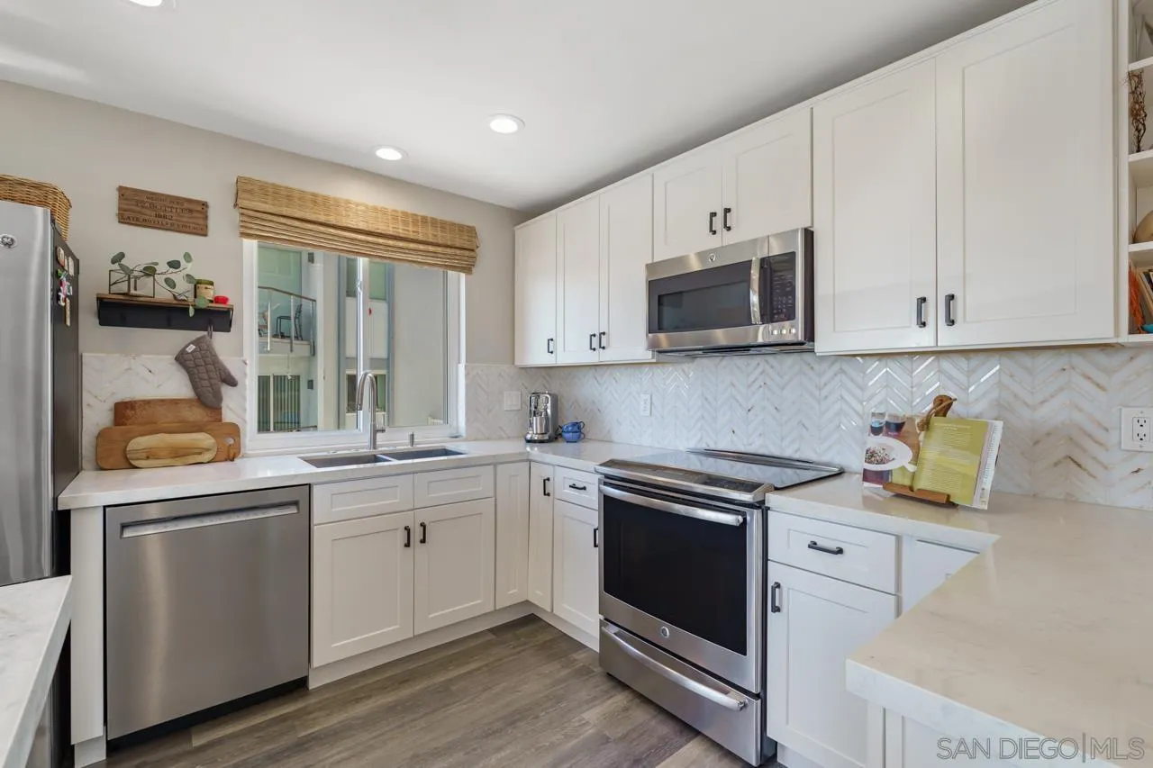 5366 La Jolla Blvd Unit: 101C