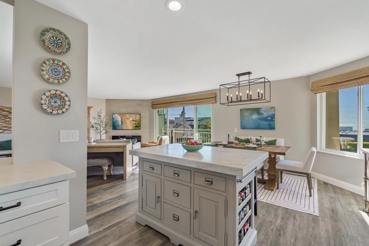 5366 La Jolla Blvd Unit: 101C