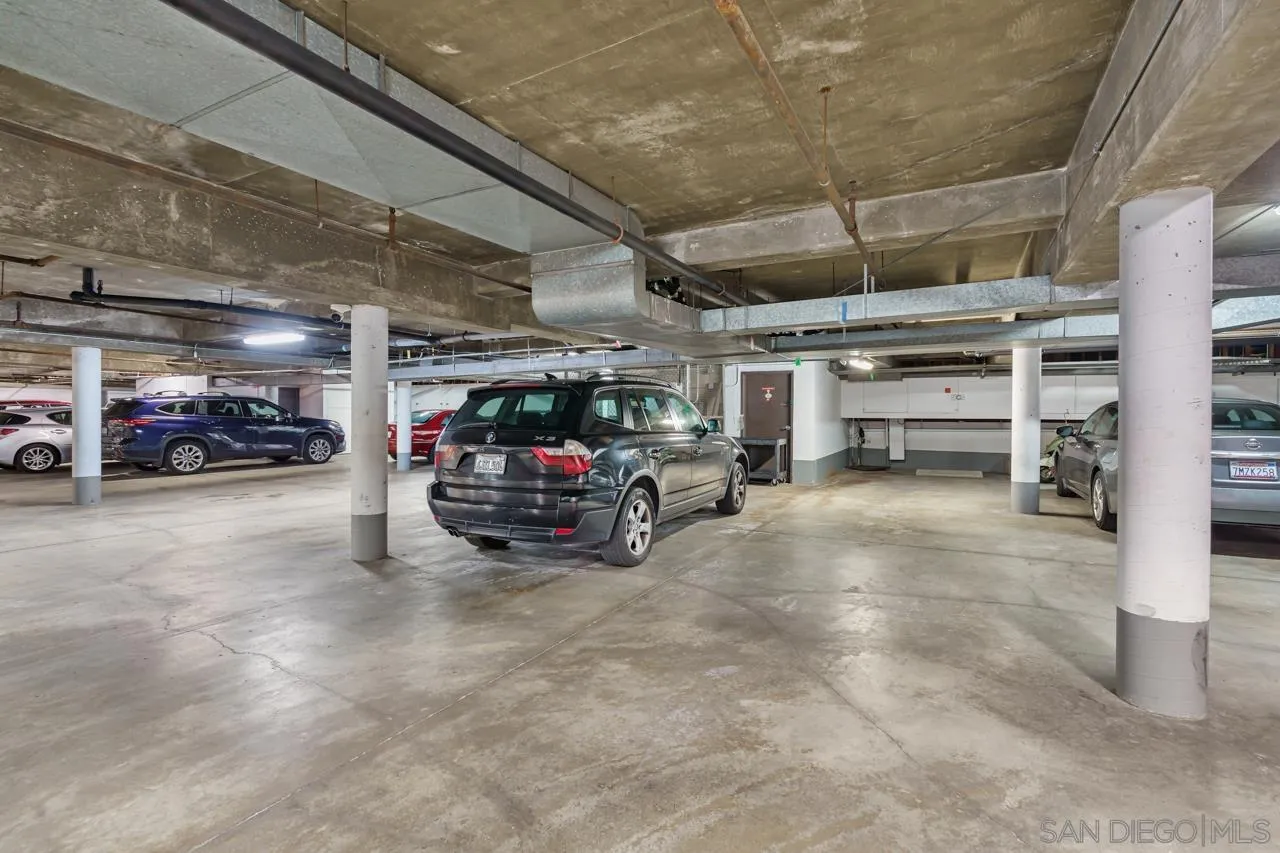 5366 La Jolla Blvd Unit: 101C