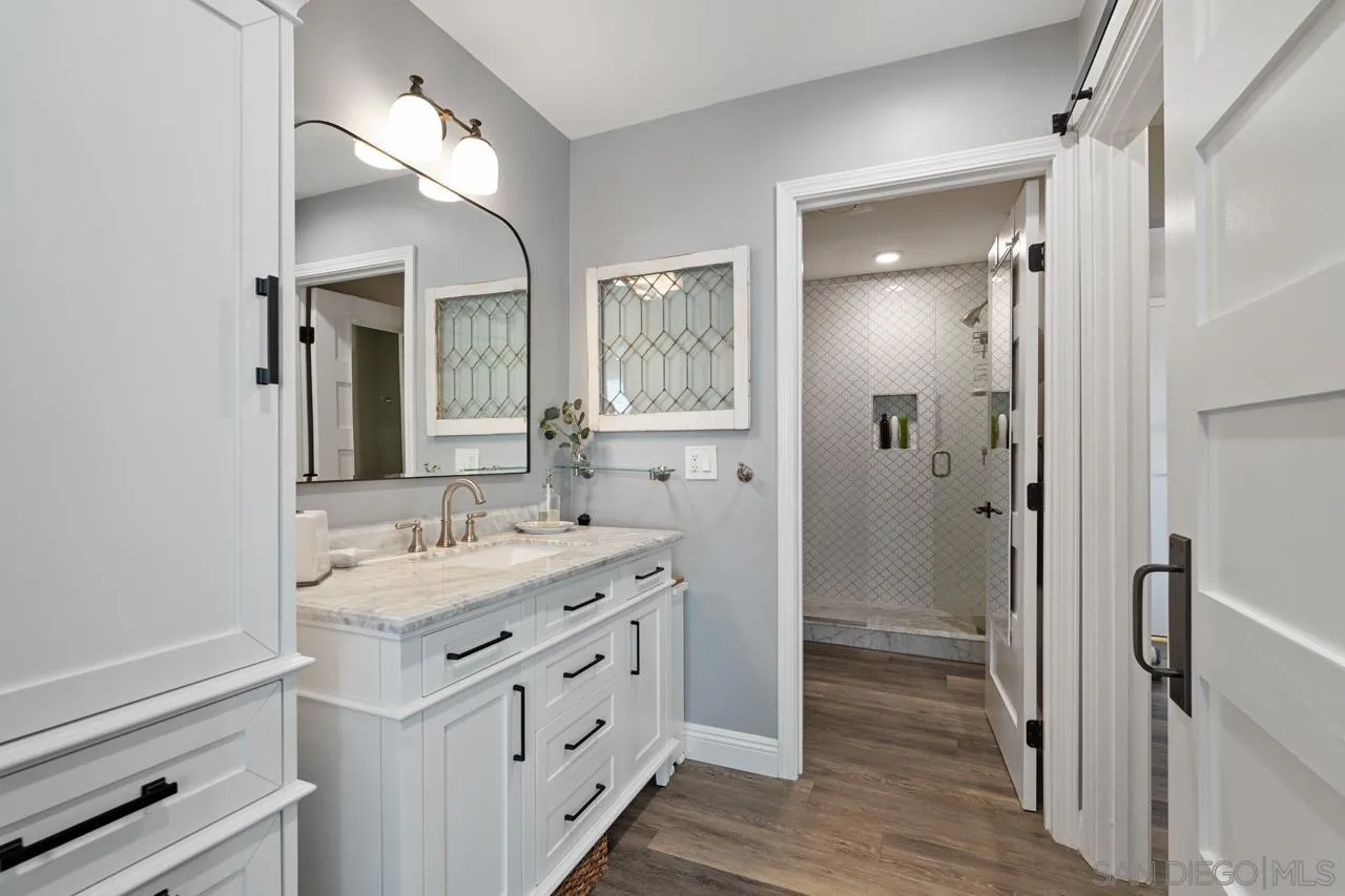 5366 La Jolla Blvd Unit: 101C
