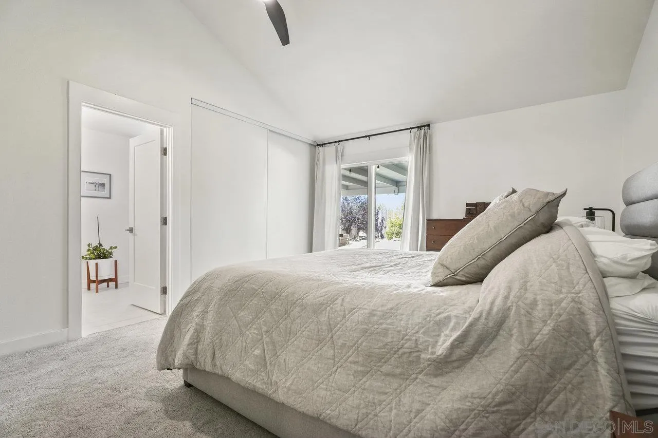 42733 San Julian Pl.