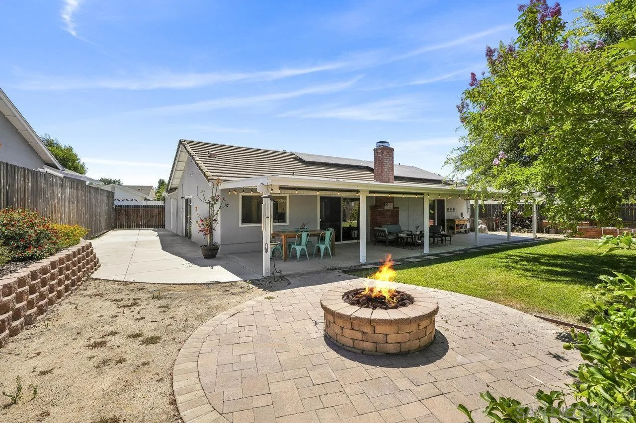 42733 San Julian Pl.